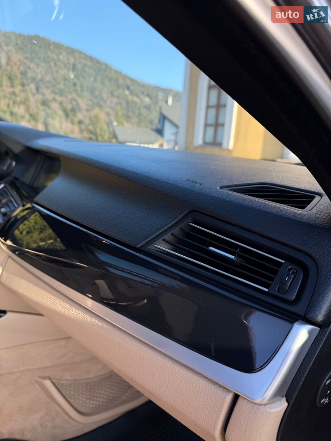 BMW 5 Series 2012 VIN WBAMW910X0DV11515 фото оголошення 43 з 126
