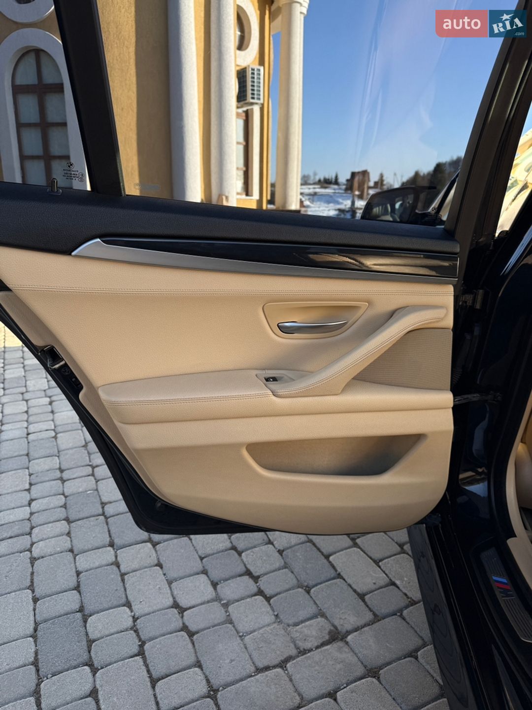 BMW 5 Series 2012 VIN WBAMW910X0DV11515 фото оголошення 44 з 126