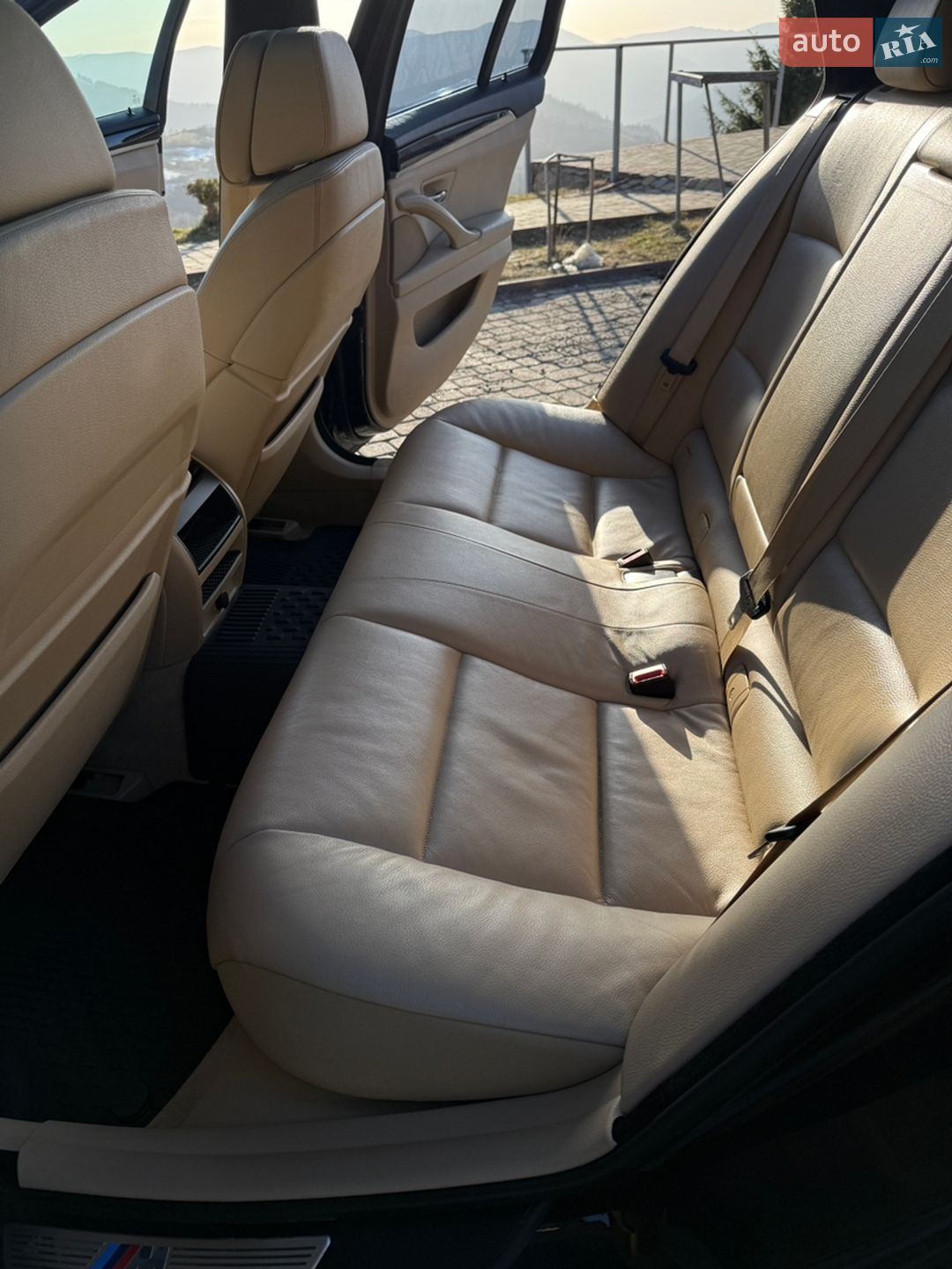 BMW 5 Series 2012 VIN WBAMW910X0DV11515 фото оголошення 46 з 126