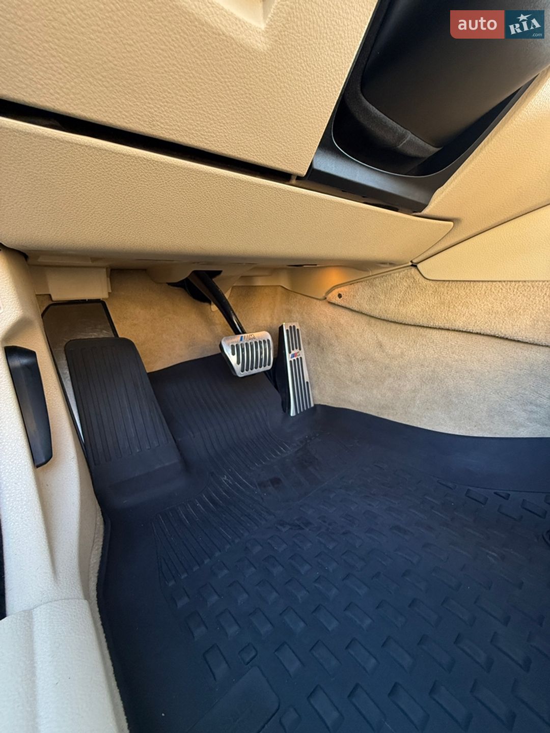 BMW 5 Series 2012 VIN WBAMW910X0DV11515 фото оголошення 54 з 126