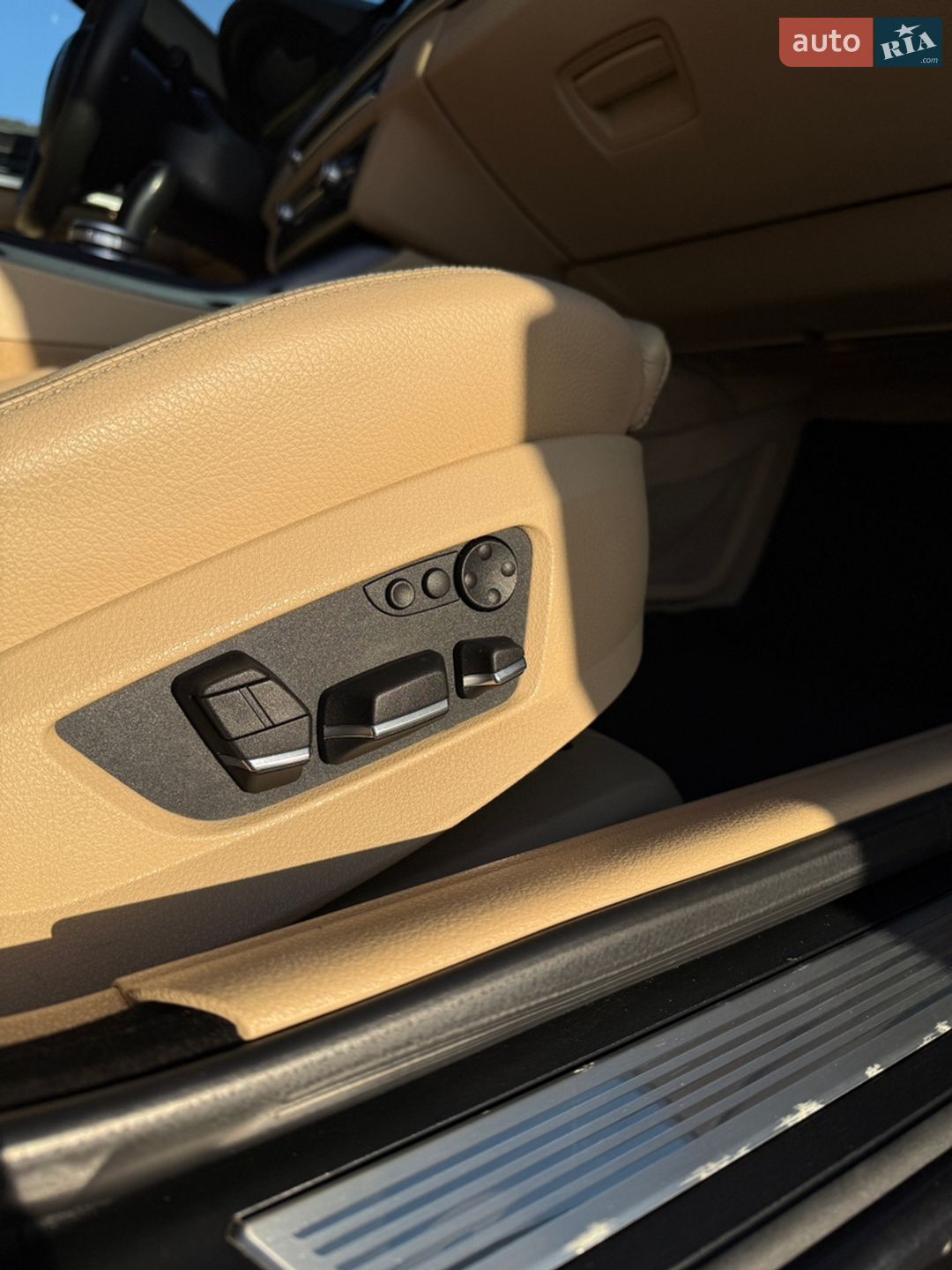 BMW 5 Series 2012 VIN WBAMW910X0DV11515 фото оголошення 62 з 126