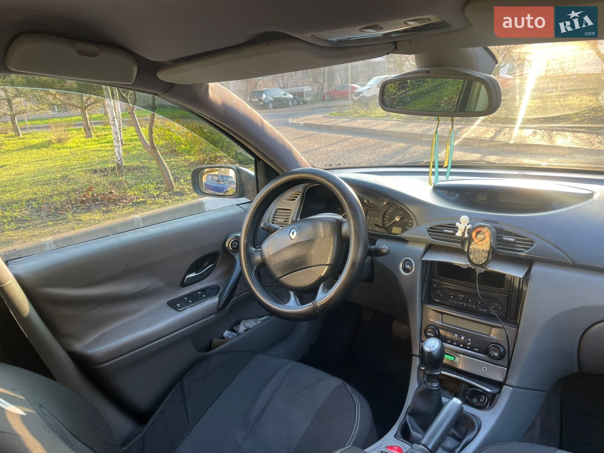 Renault Laguna 2004 VIN VF1KGRG0631725154 фото оголошення 16 з 24