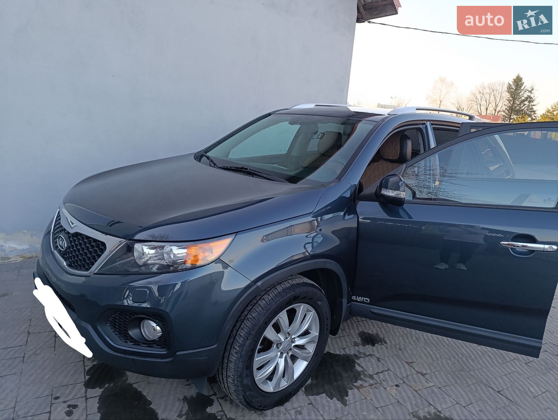 Kia Sorento 2010 VIN KNAKU814DAS072215 фото оголошення 2 з 10