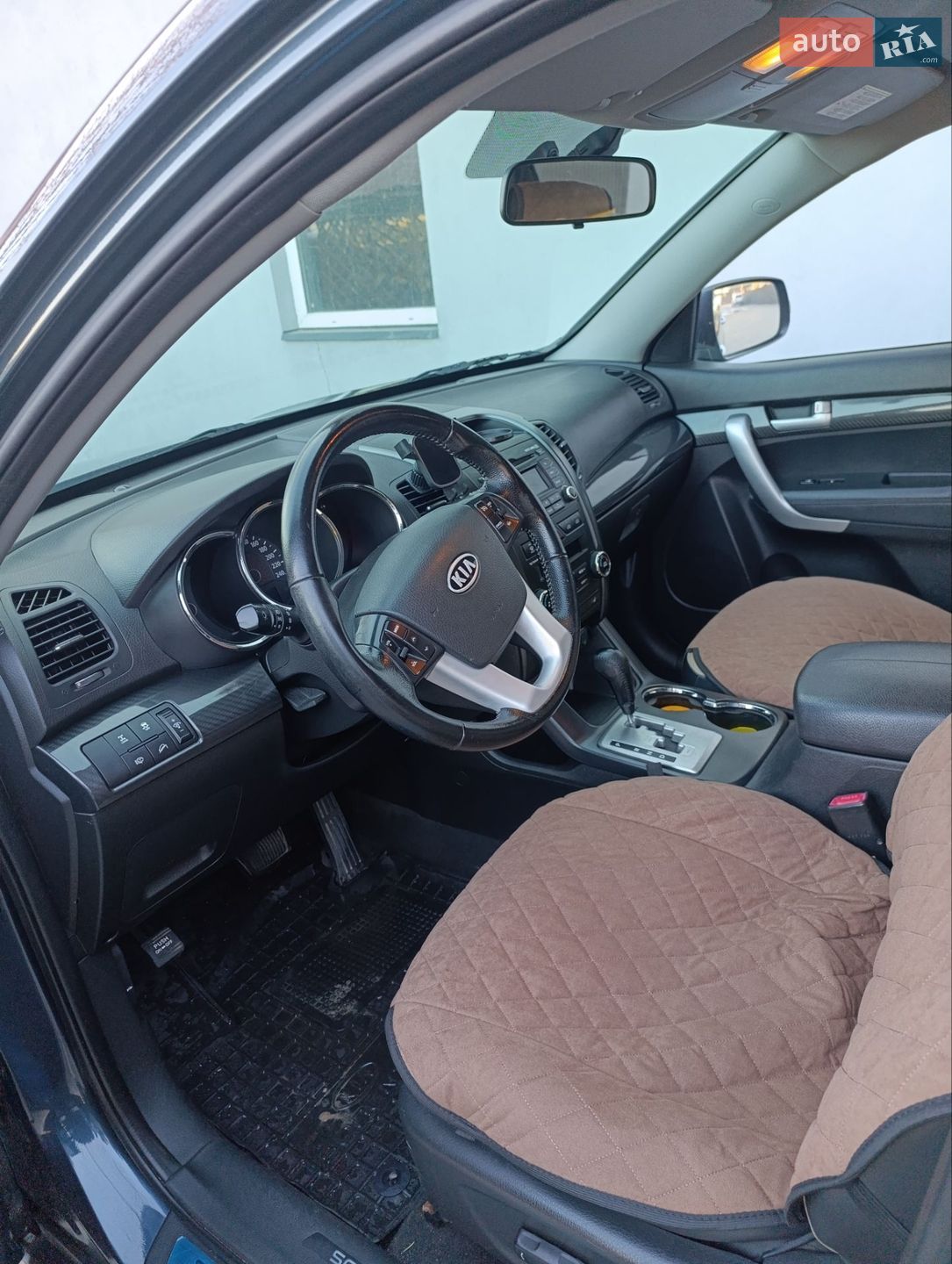 Kia Sorento 2010 VIN KNAKU814DAS072215 фото оголошення 9 з 10