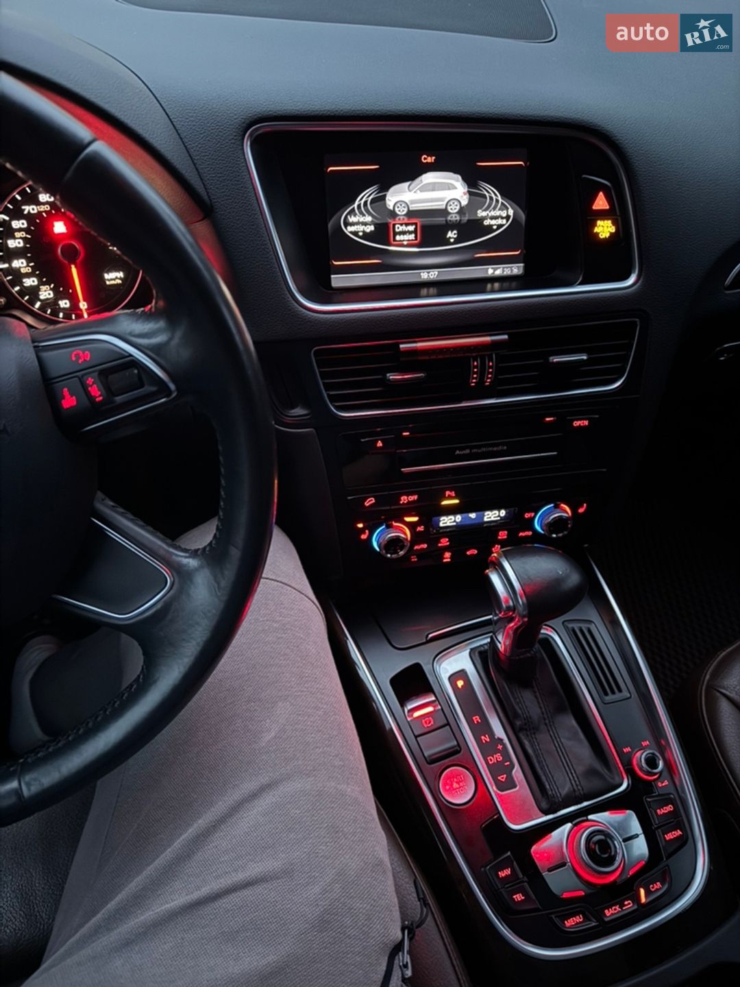 Audi Q5 2012 VIN WA1LFAFP9DA035815 фото оголошення 16 з 18