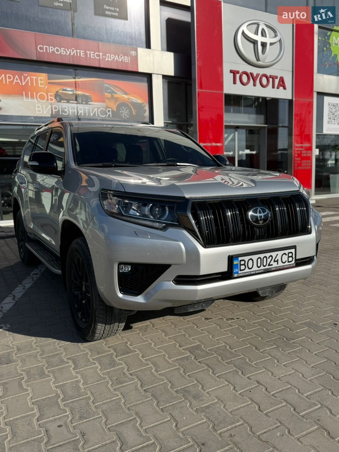 Toyota Land Cruiser Prado 2022 VIN JTEBU3FJX0K220423 фото оголошення 6 з 46
