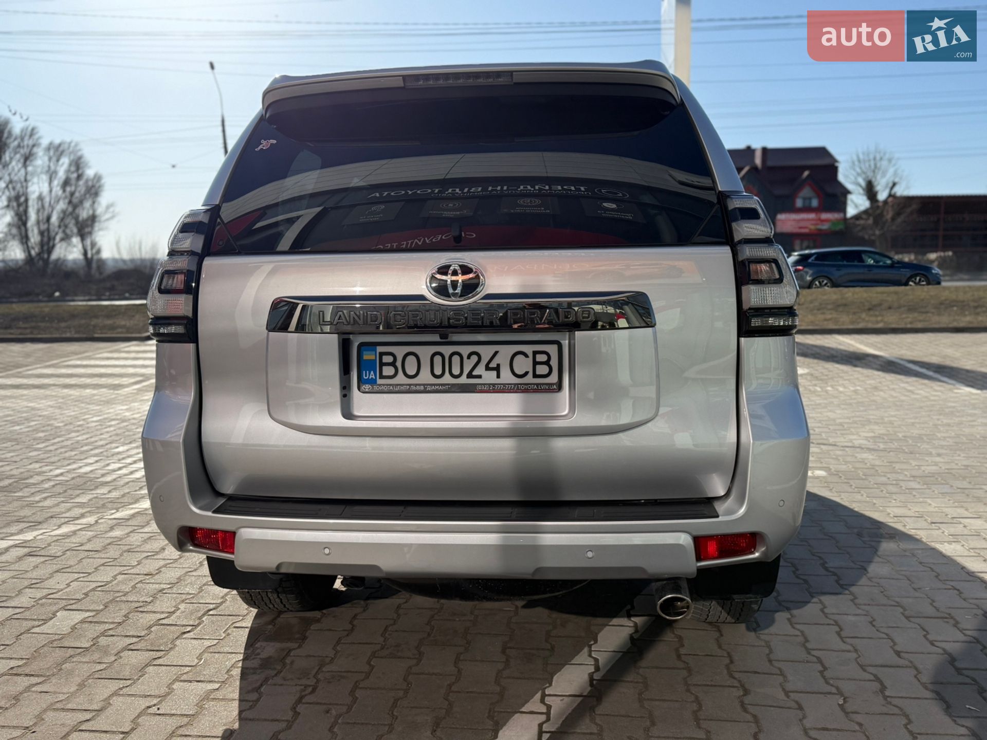 Toyota Land Cruiser Prado 2022 VIN JTEBU3FJX0K220423 фото оголошення 3 з 33