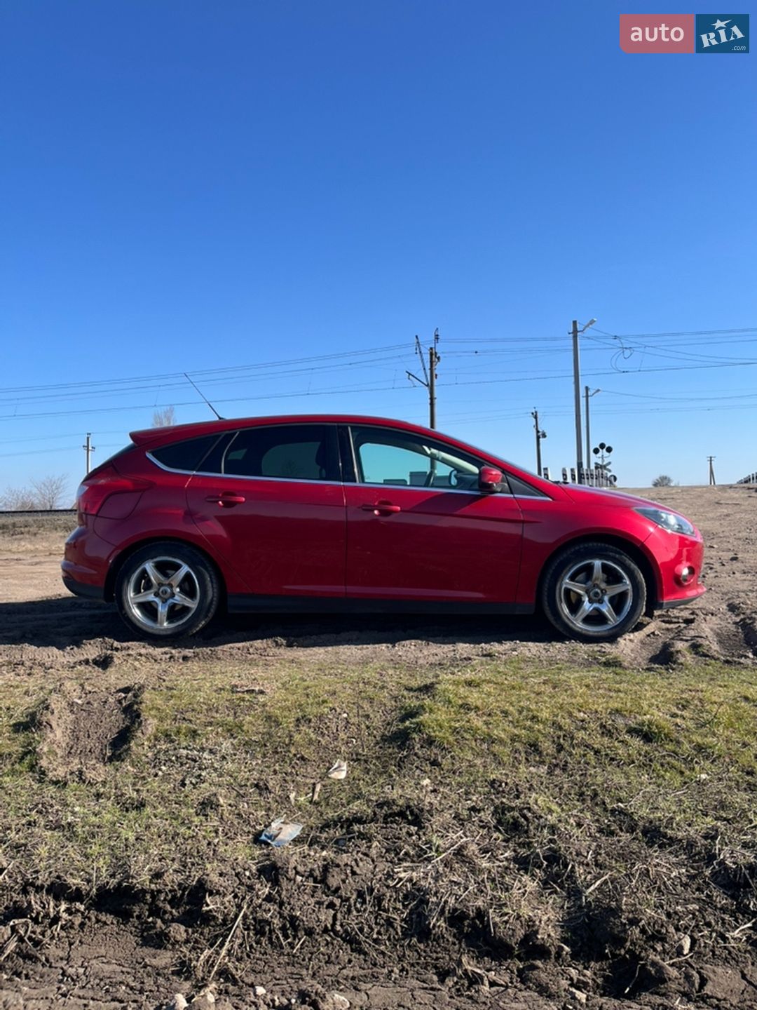Ford Focus 2012 VIN WF0KXXGCBKCA35312 фото оголошення 4 з 103