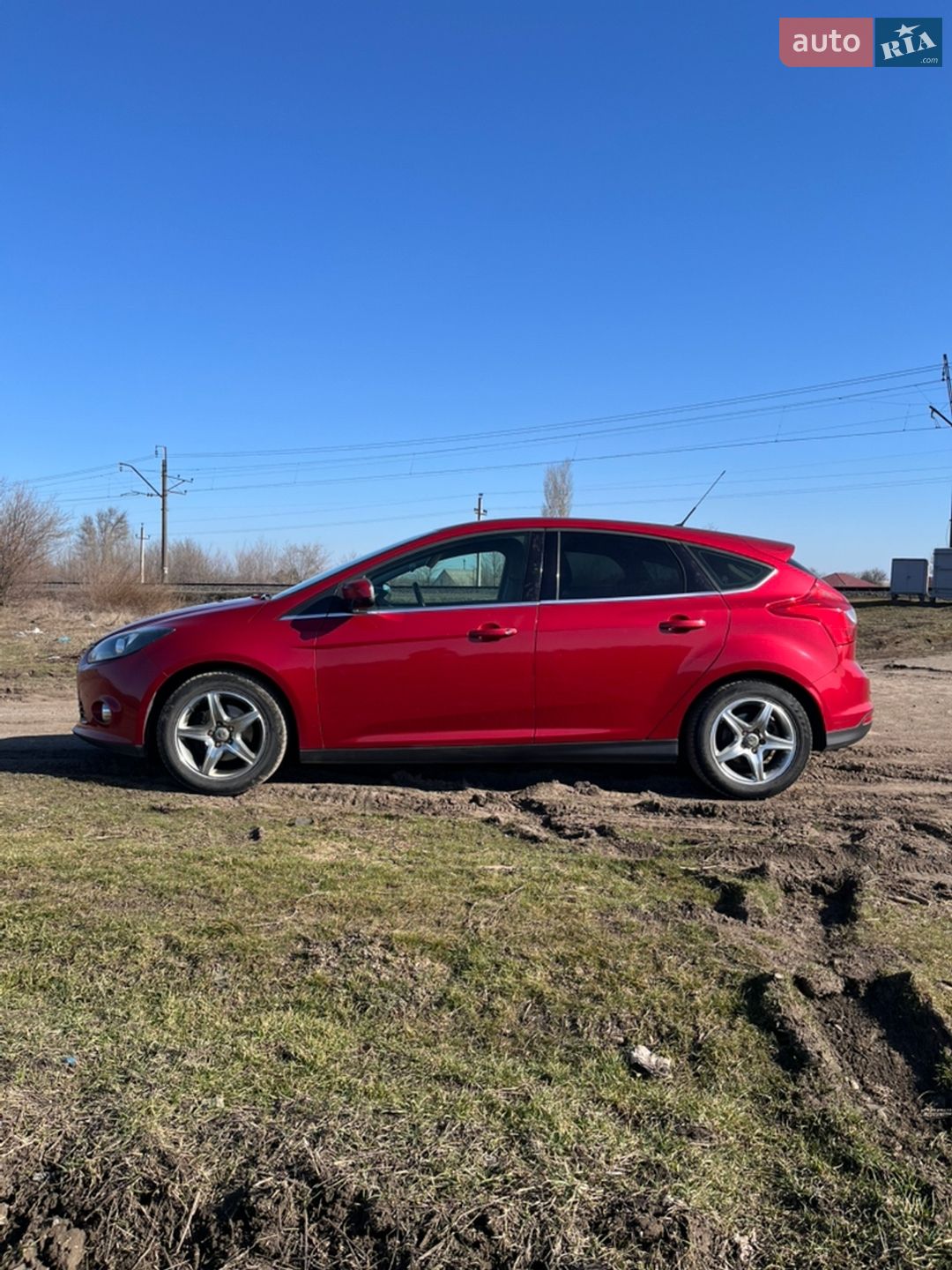 Ford Focus 2012 VIN WF0KXXGCBKCA35312 фото оголошення 8 з 103