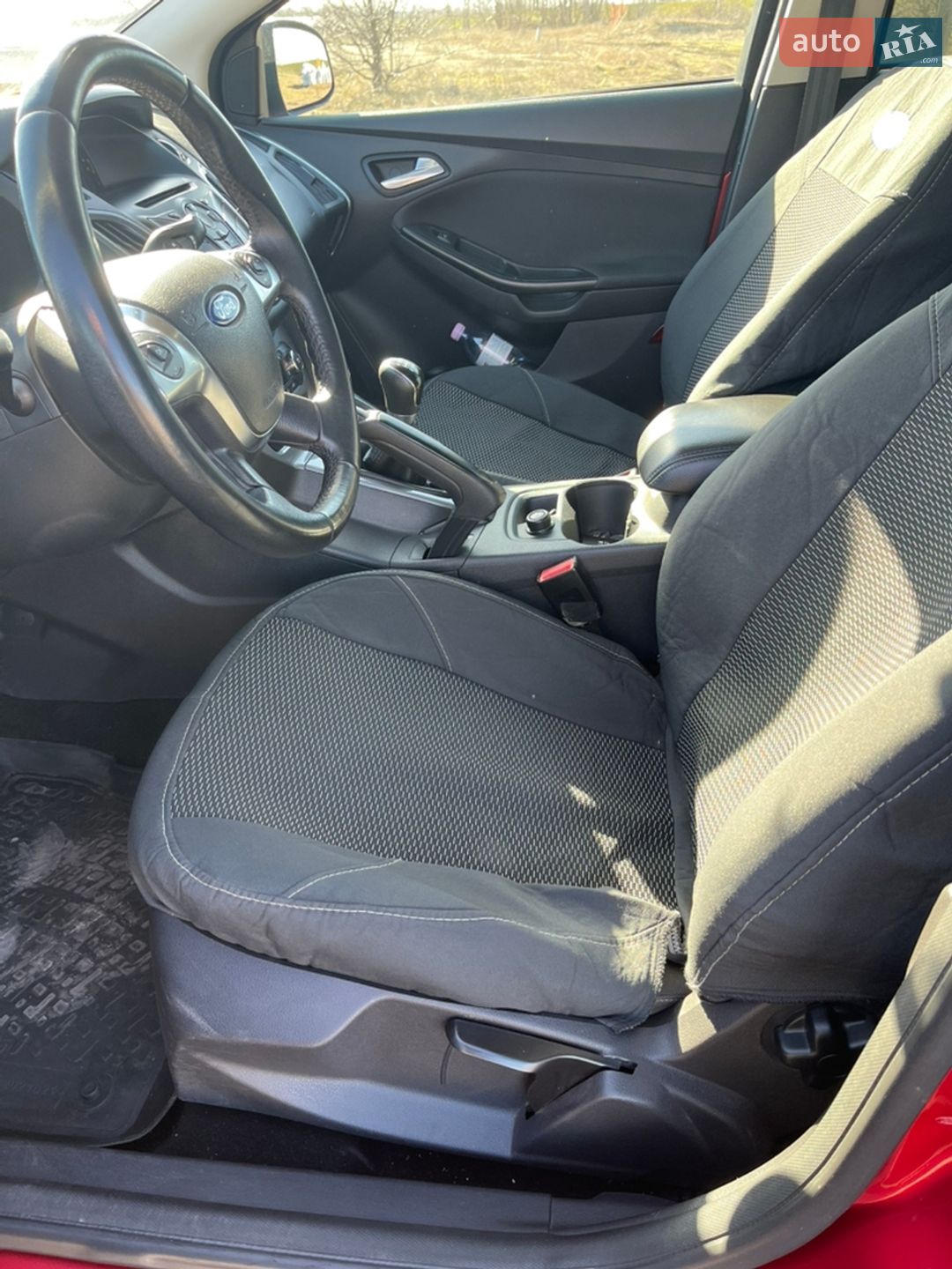 Ford Focus 2012 VIN WF0KXXGCBKCA35312 фото оголошення 28 з 103