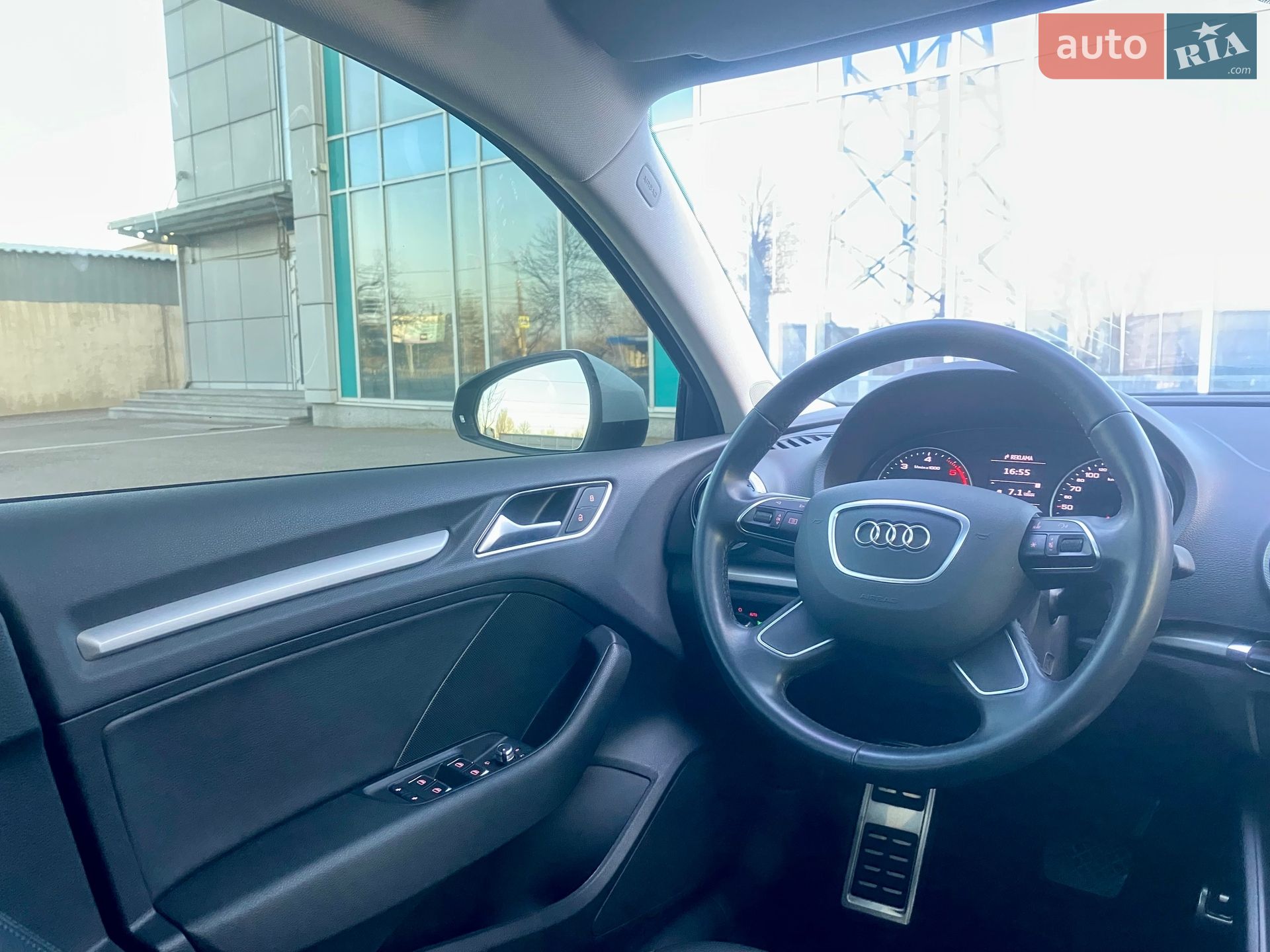 Audi A3 2016 VIN WAUZZZ8V9G1108975 фото оголошення 22 з 51
