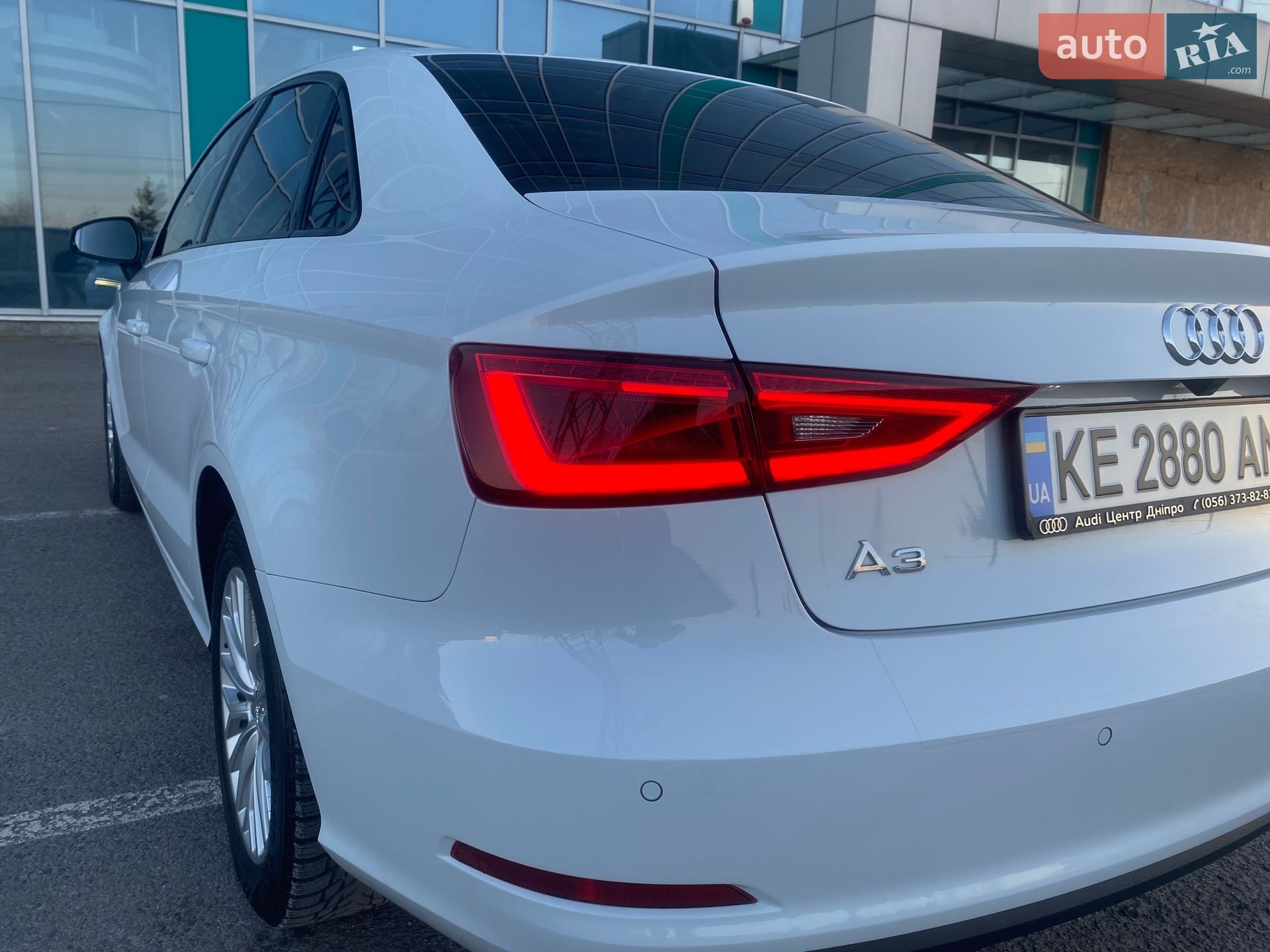 Audi A3 2016 VIN WAUZZZ8V9G1108975 фото оголошення 12 з 51