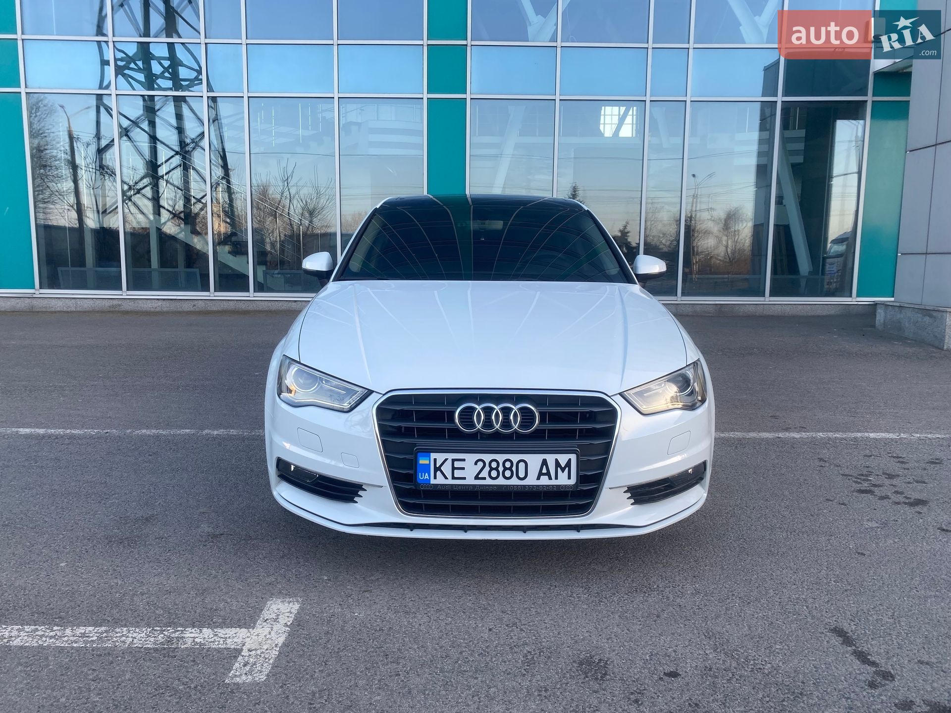 Audi A3 2016 VIN WAUZZZ8V9G1108975 фото оголошення 2 з 51