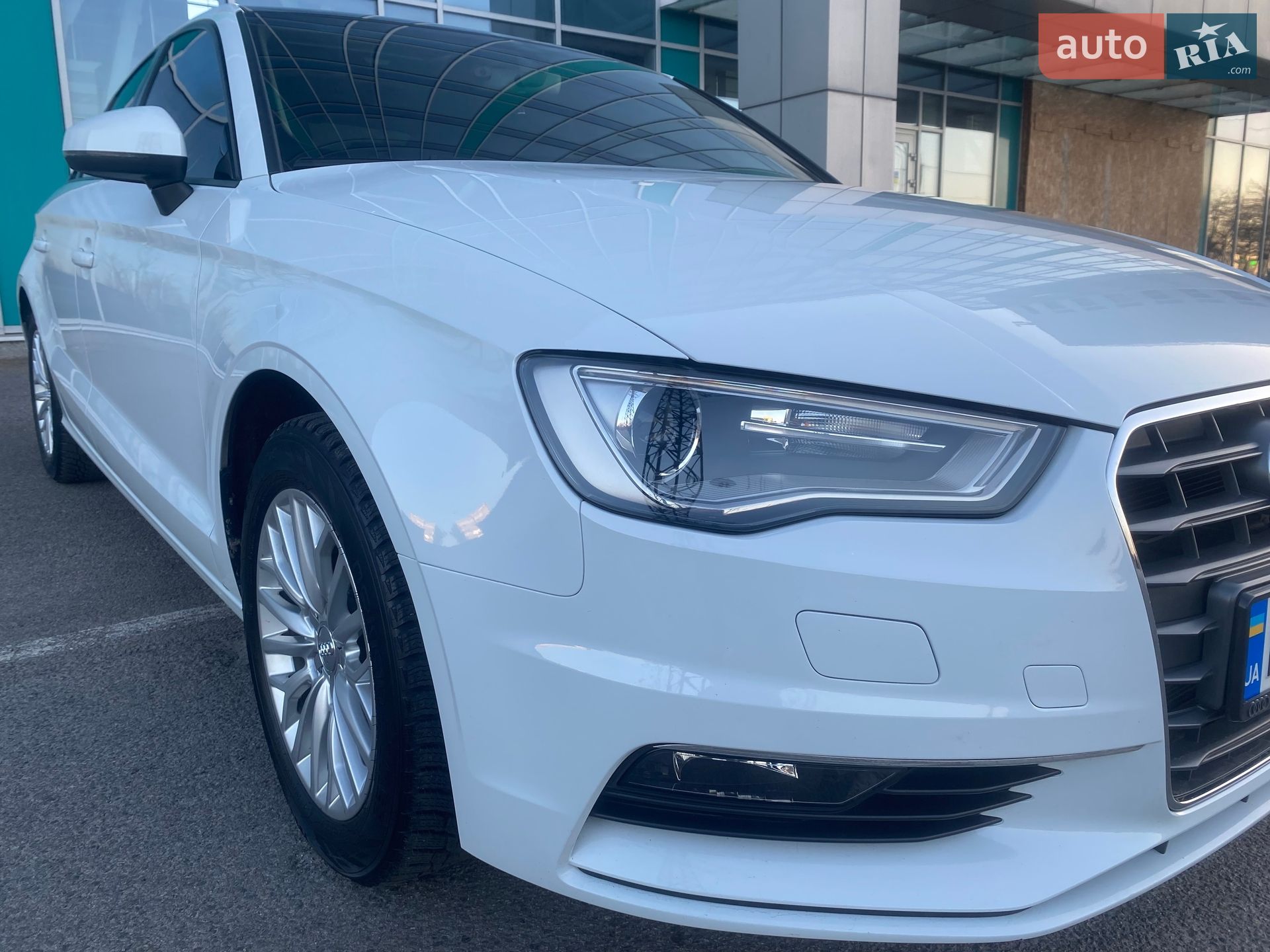 Audi A3 2016 VIN WAUZZZ8V9G1108975 фото оголошення 9 з 51
