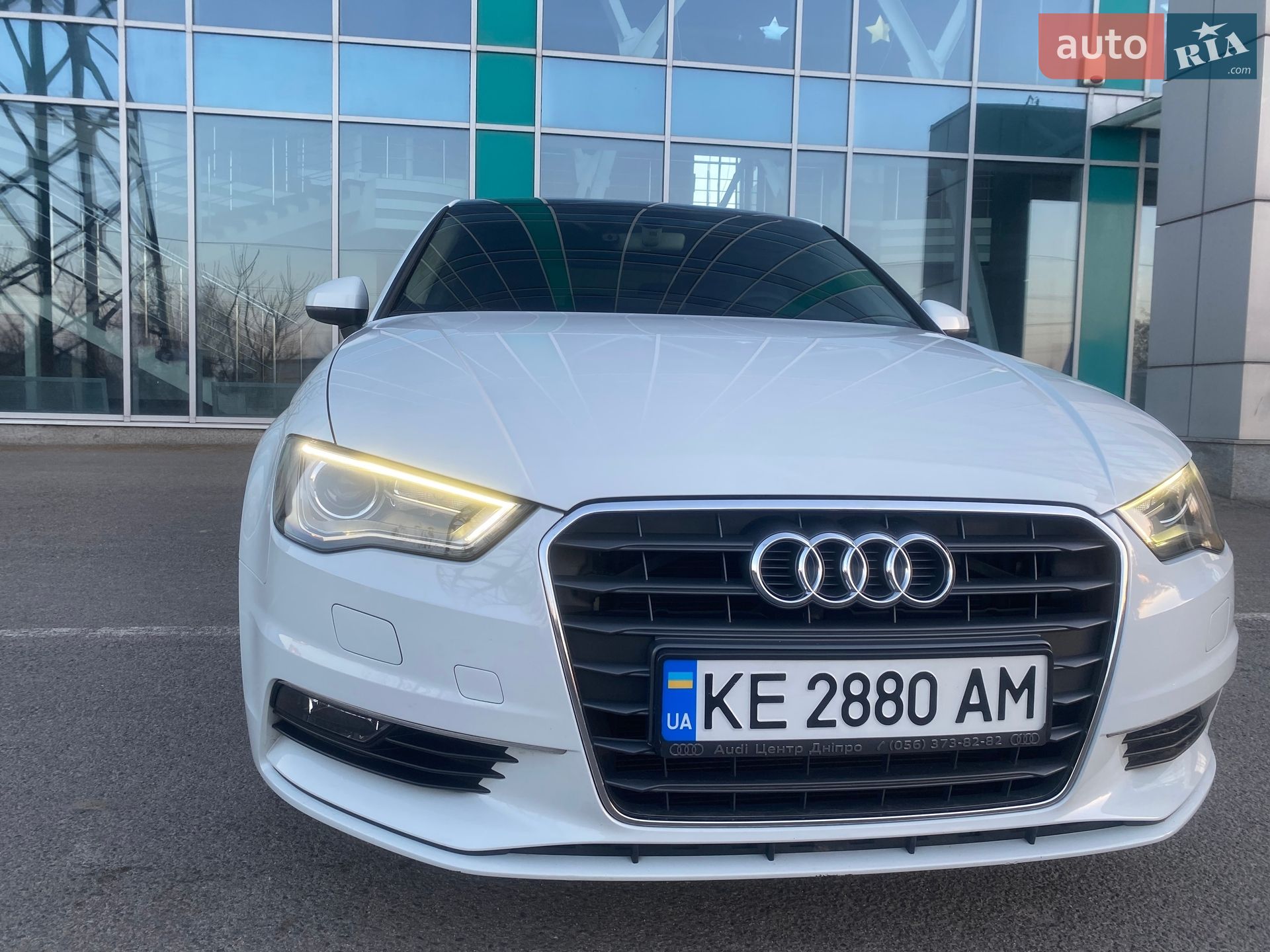 Audi A3 2016 VIN WAUZZZ8V9G1108975 фото оголошення 18 з 51