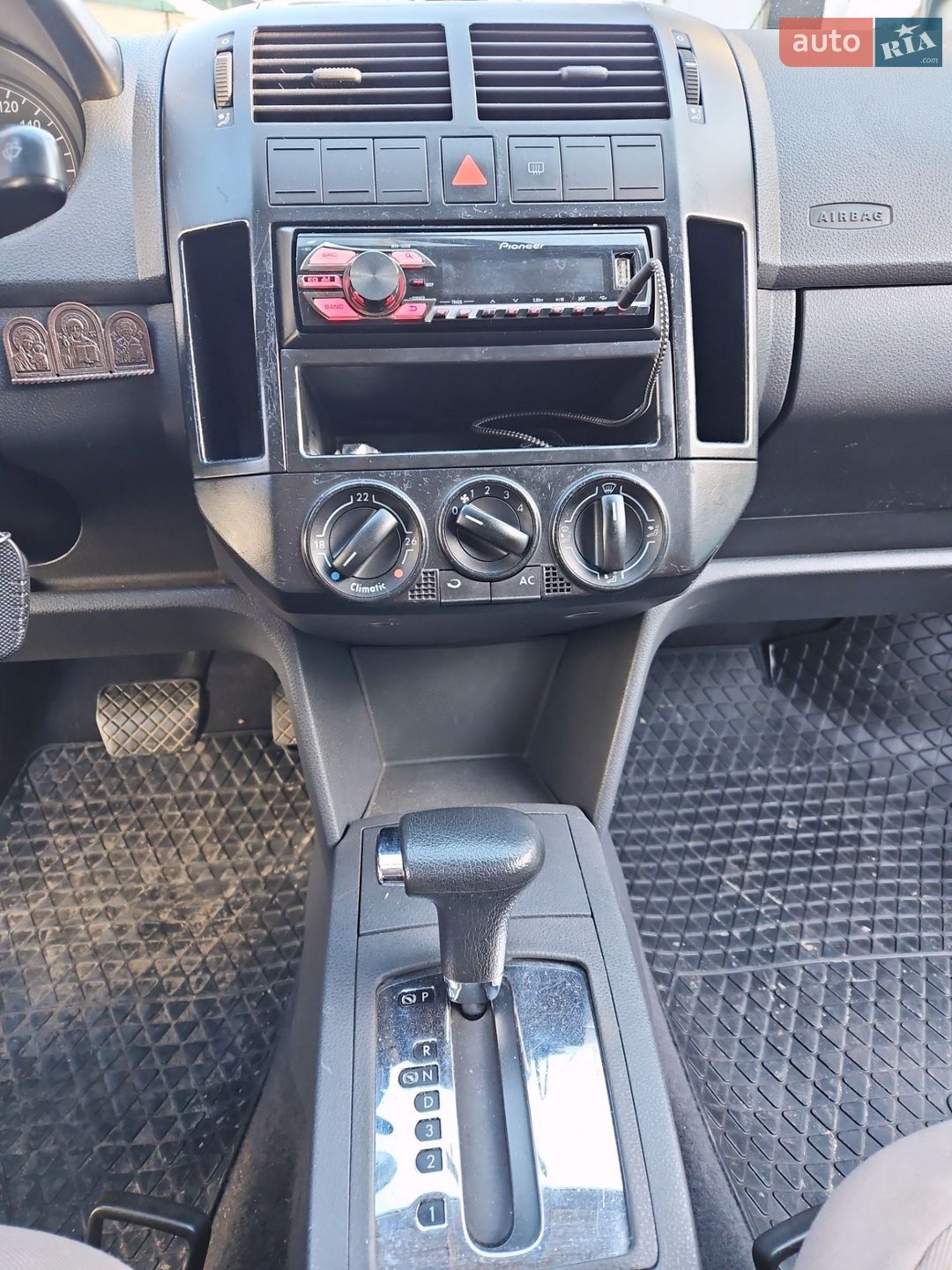 Volkswagen Polo 2002 VIN WVWZZZ9NZ3D107041 фото оголошення 11 з 15