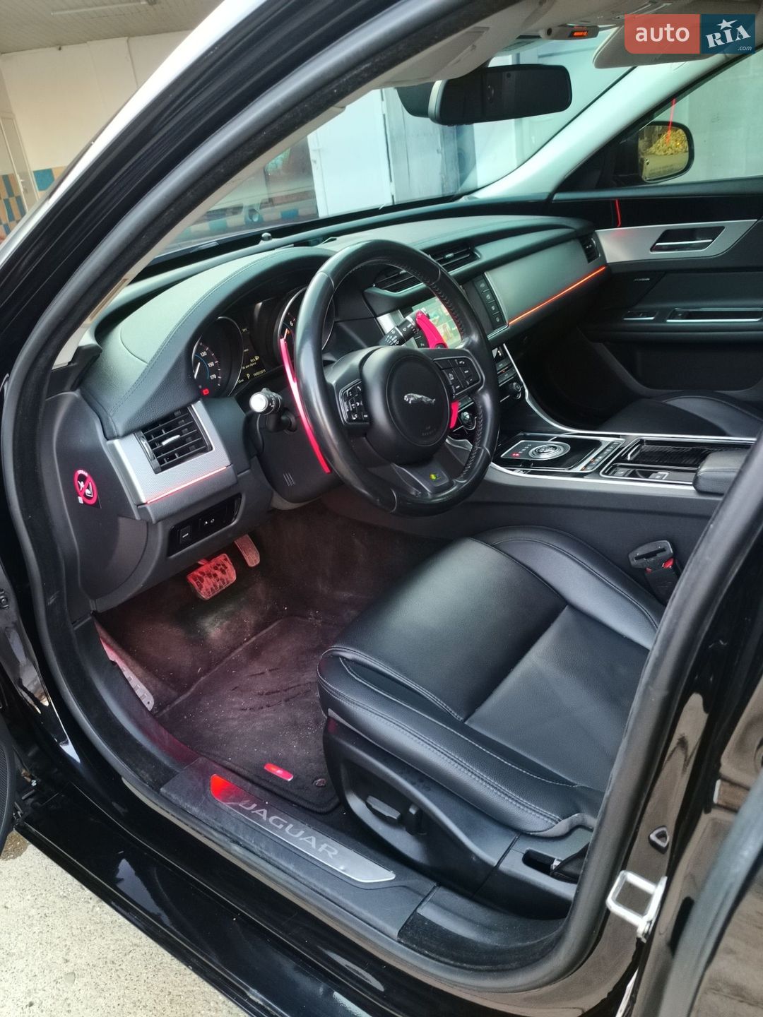 Jaguar XF 2015 VIN SAJBD4BV5GCY09744 фото оголошення 12 з 72