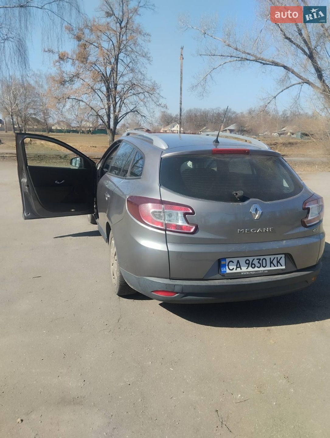 Renault Megane 2010 VIN VF1KZ1A0543025239 фото оголошення 3 з 16