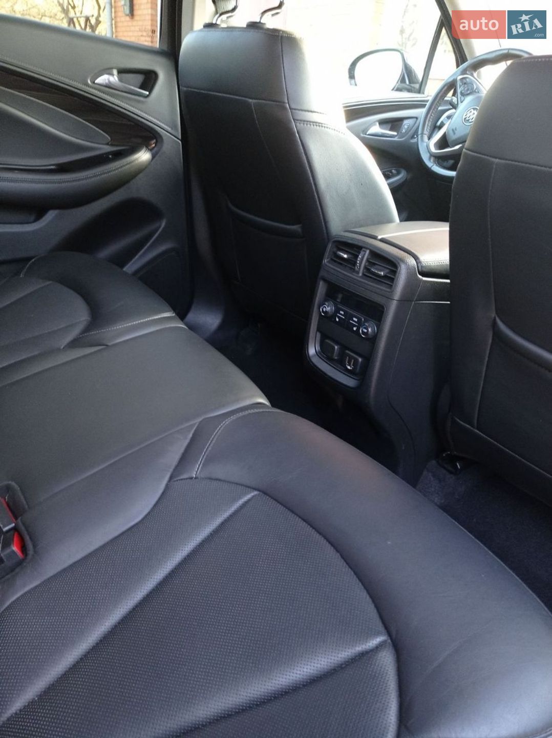 Buick Envision 2018 VIN LRBFXCSA1KD026176 фото оголошення 6 з 9