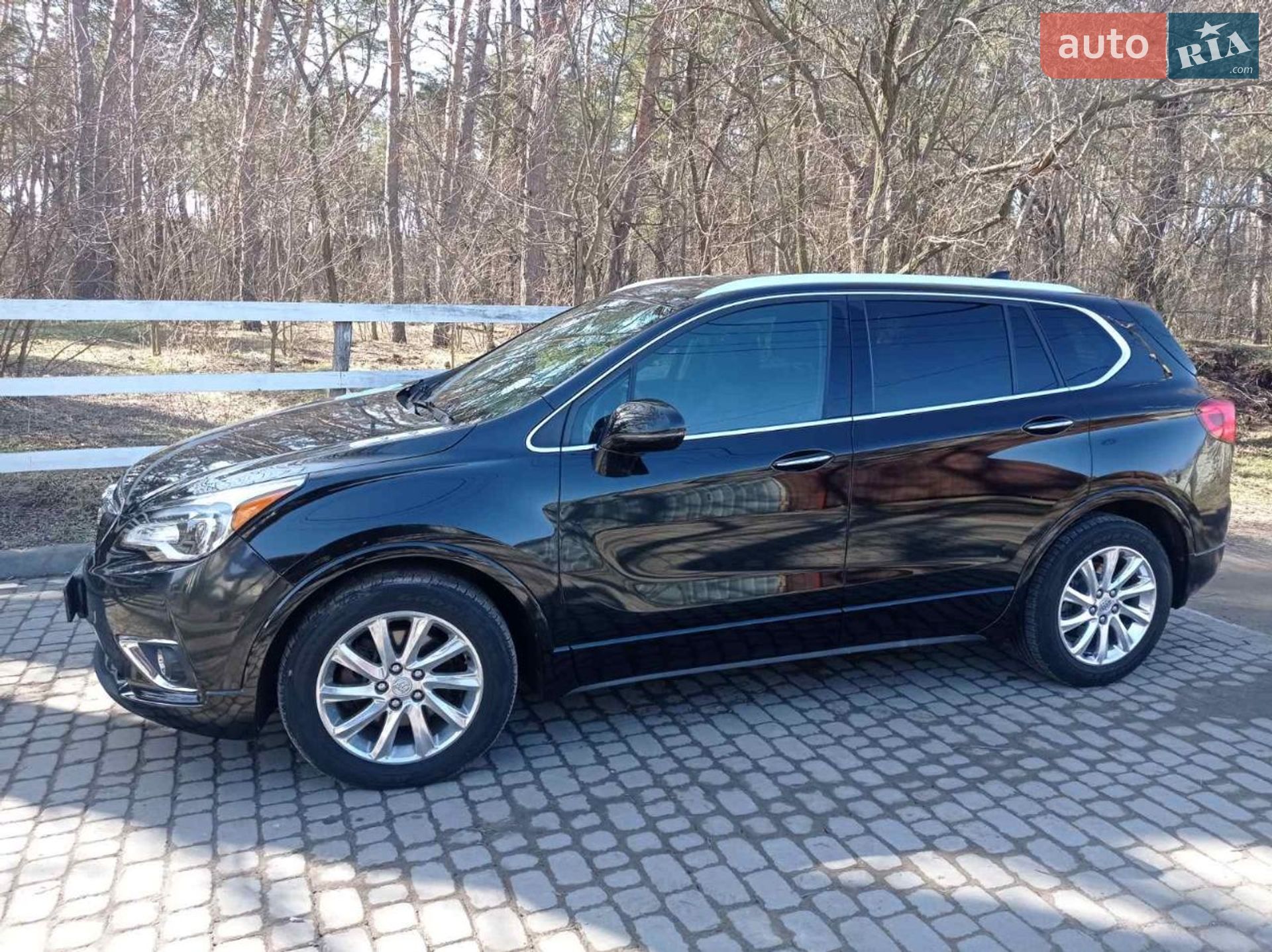 Buick Envision 2018 VIN LRBFXCSA1KD026176 фото оголошення 2 з 9