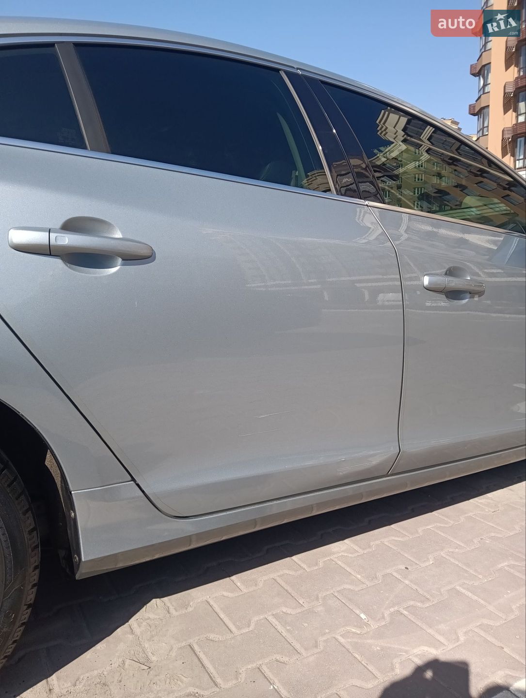 Volvo S60 2017 VIN YV1FSA8BDH2436217 фото оголошення 4 з 14
