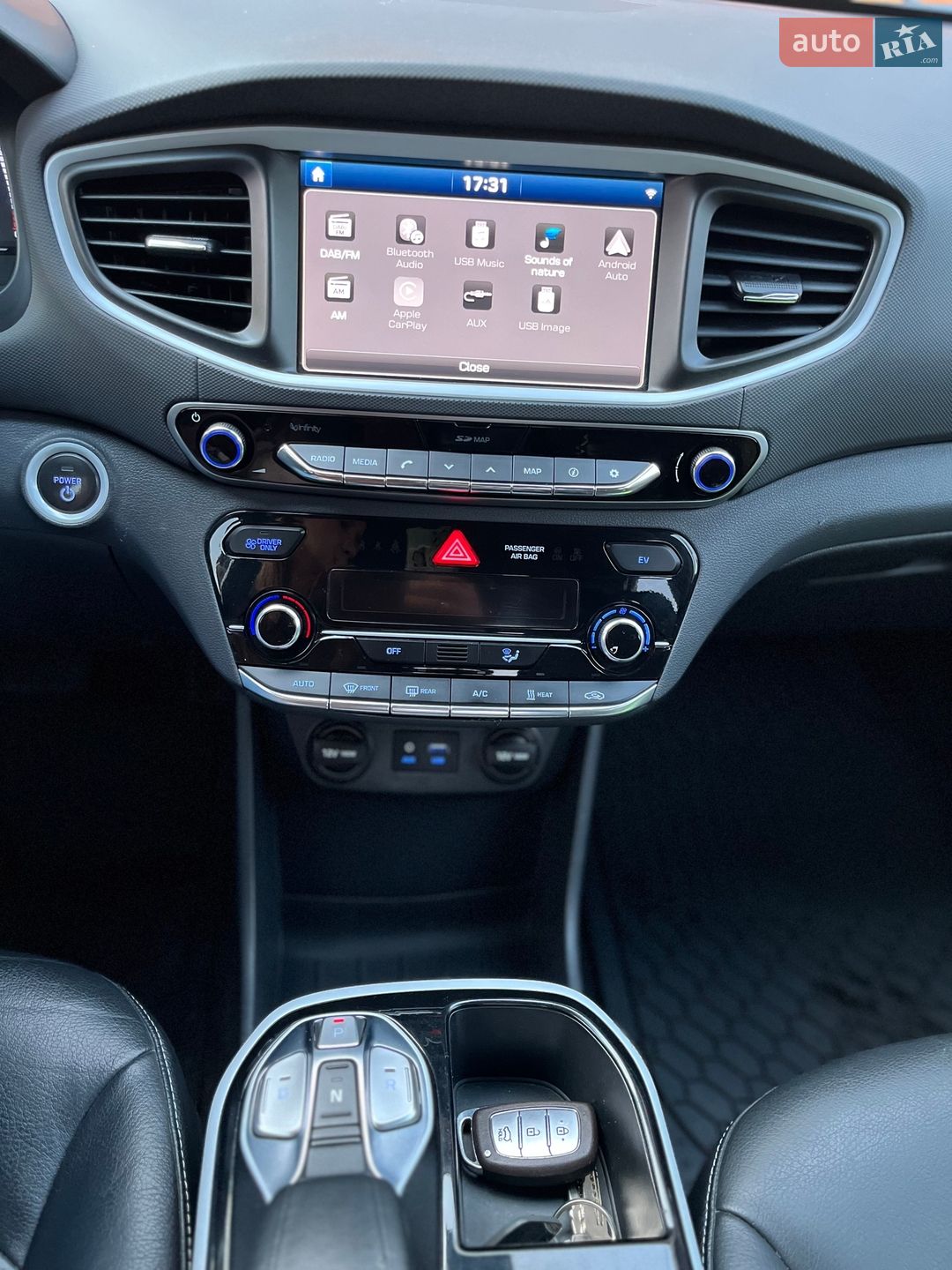 Hyundai Ioniq 2018 VIN KMHC751HFJU025434 фото оголошення 11 з 15