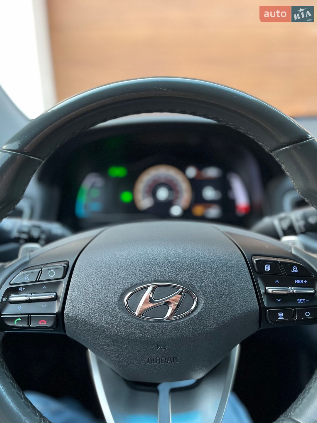 Hyundai Ioniq 2018 VIN KMHC751HFJU025434 фото оголошення 13 з 15