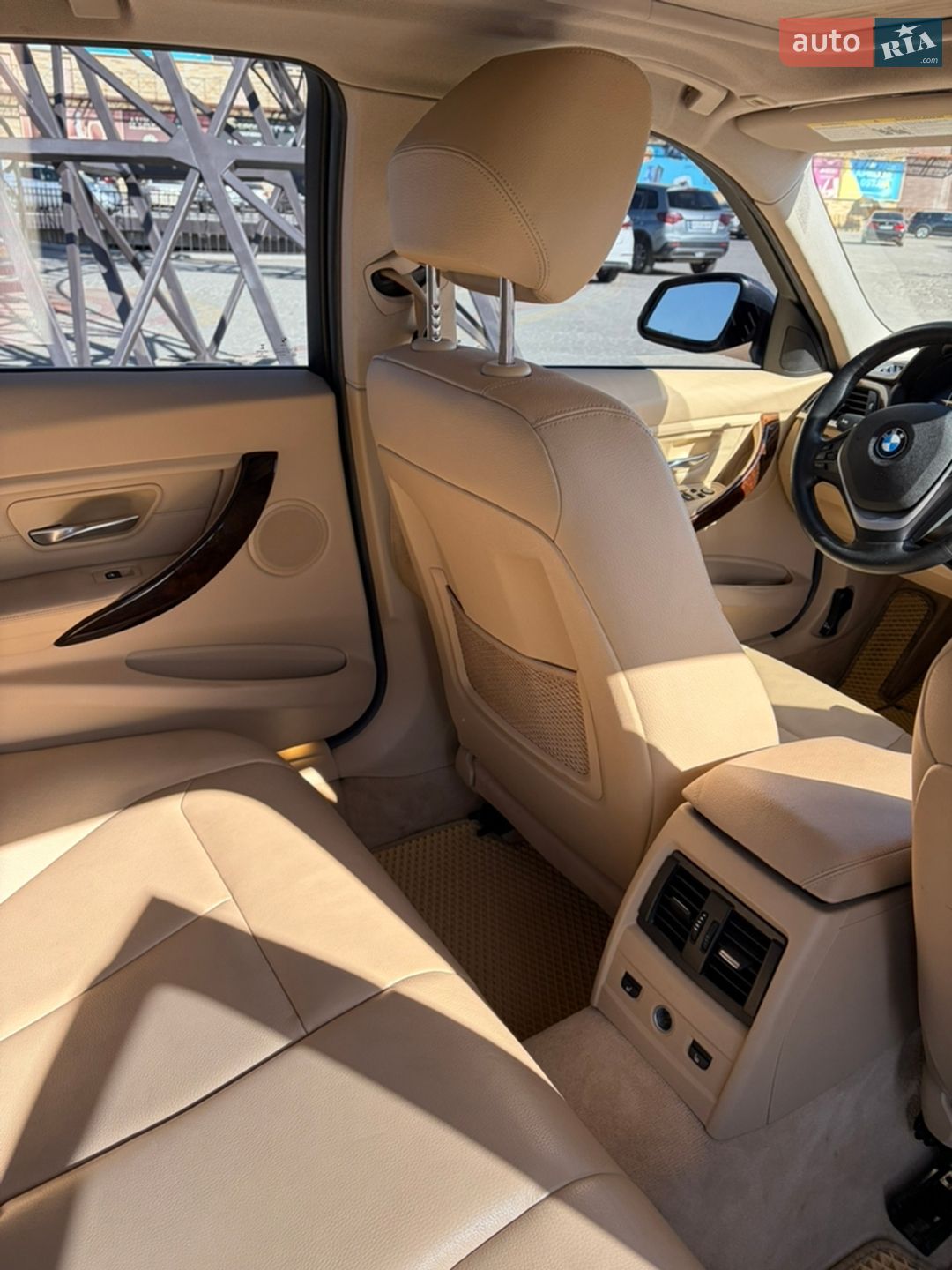 BMW 3 Series 2015 VIN WBA3D5C53FK290847 фото оголошення 13 з 36