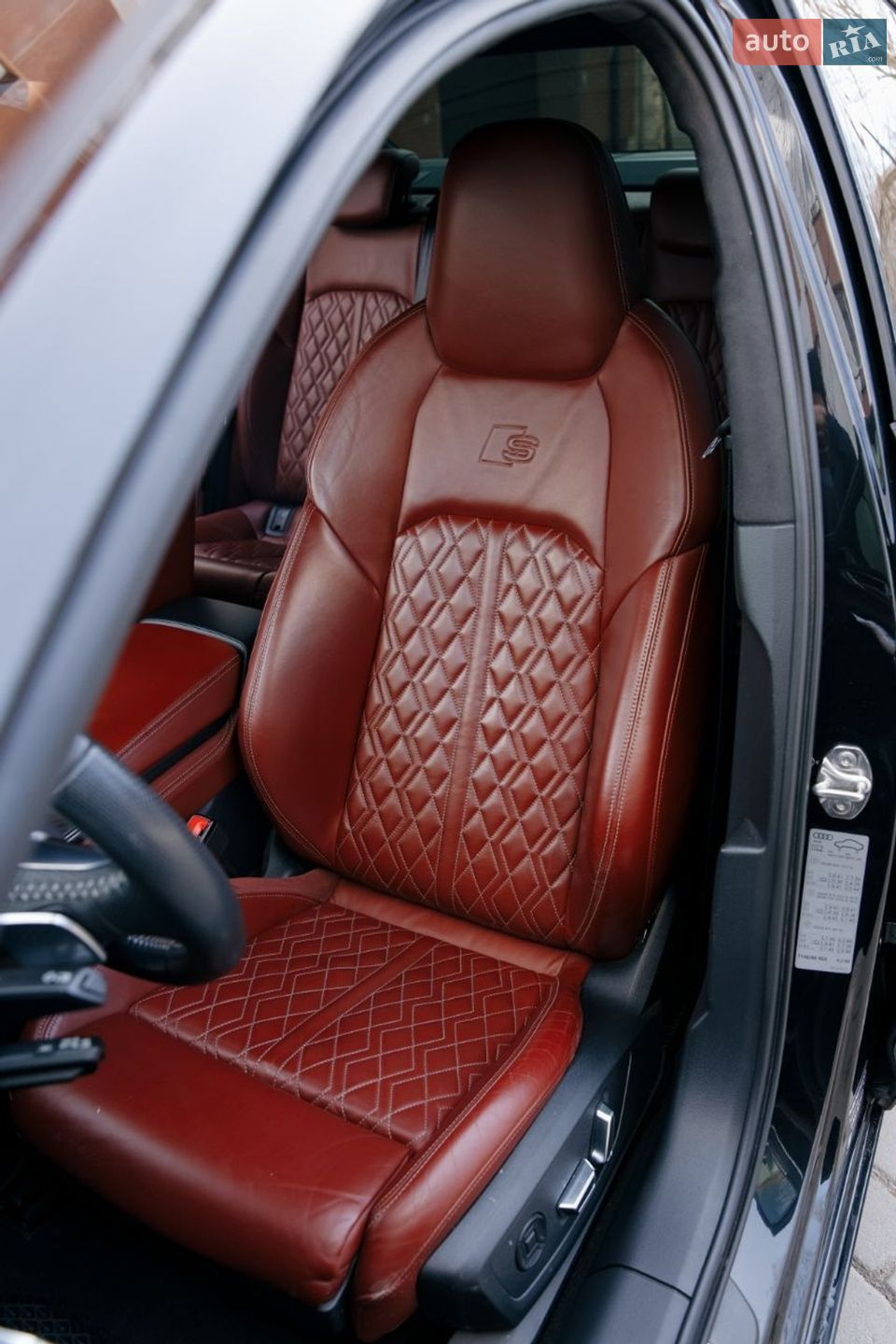 Audi S6 2020 VIN WAUZZZF25LN089059 фото оголошення 38 з 67