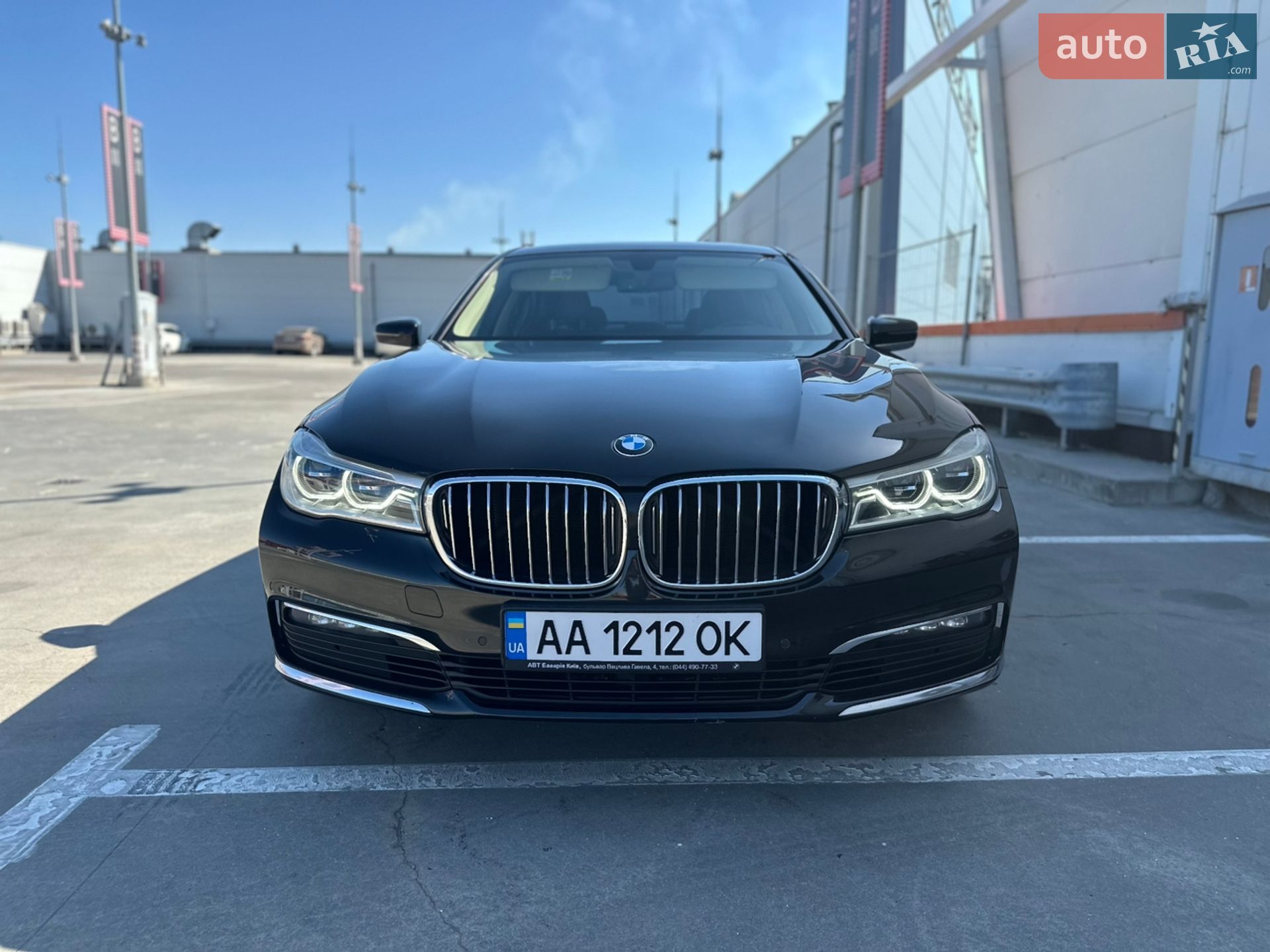 BMW 7 Series 2016 VIN WBA7C41070G641789 фото оголошення 21 з 44