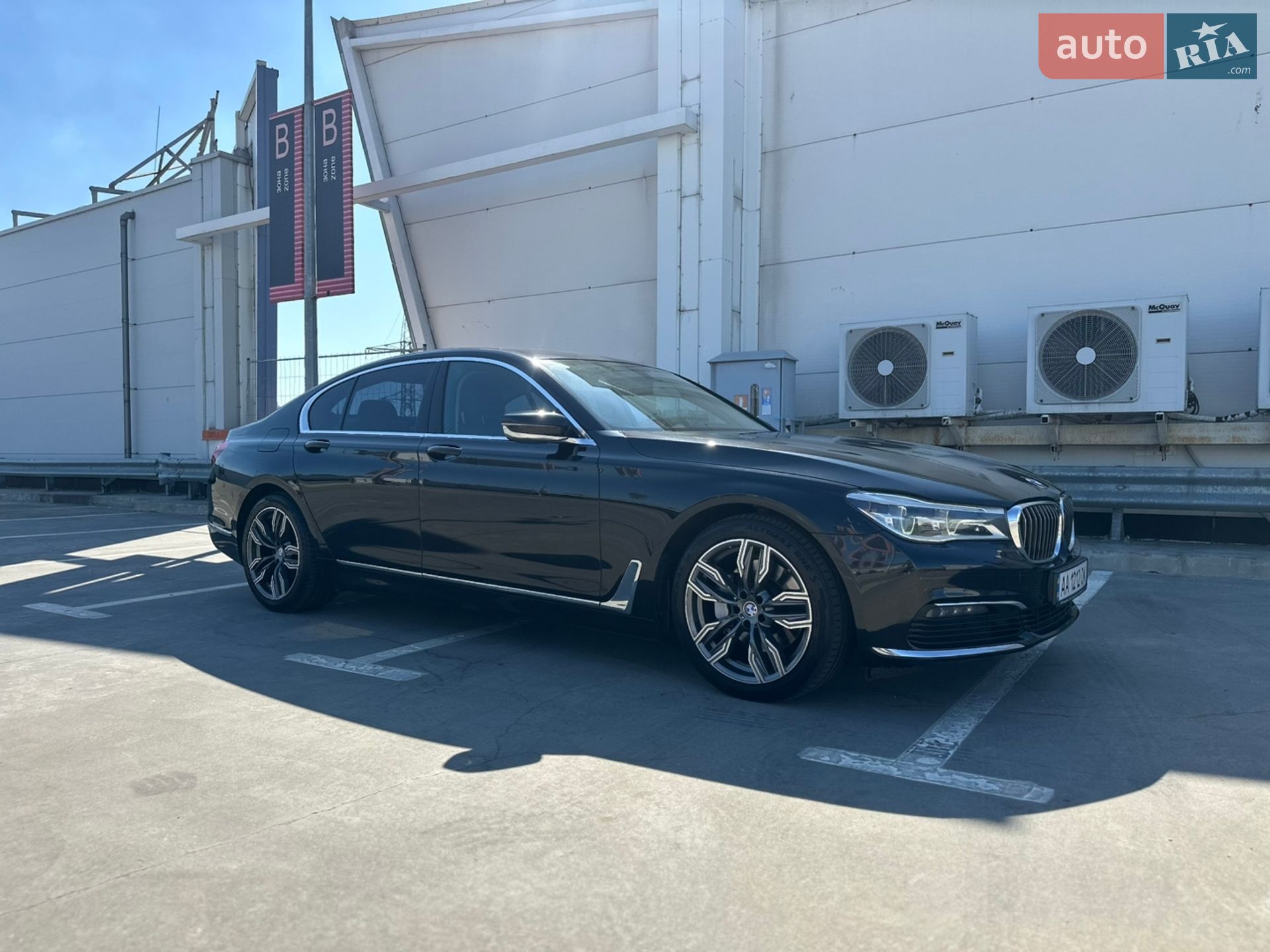 BMW 7 Series 2016 VIN WBA7C41070G641789 фото оголошення 20 з 44