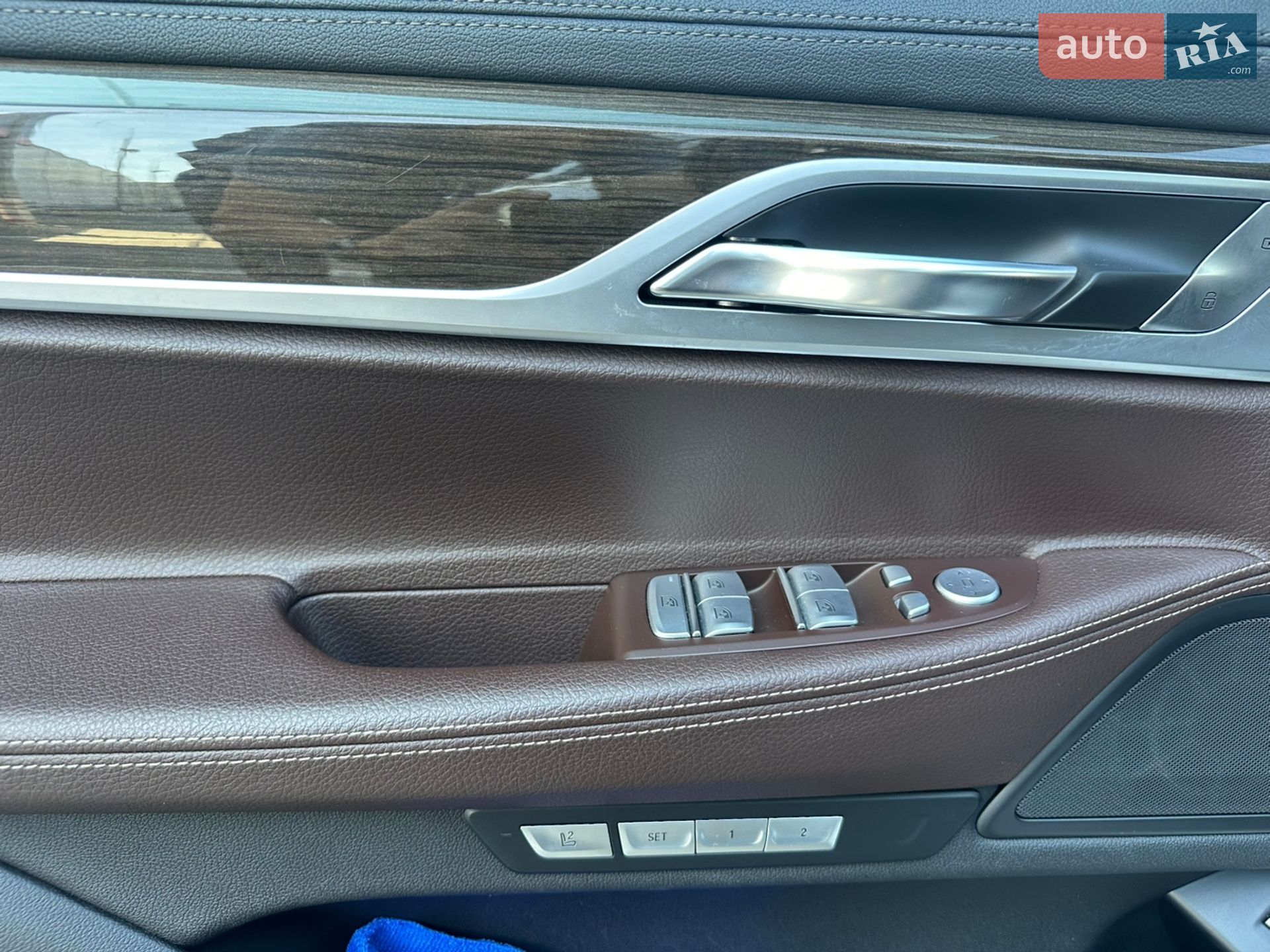 BMW 7 Series 2016 VIN WBA7C41070G641789 фото оголошення 26 з 44