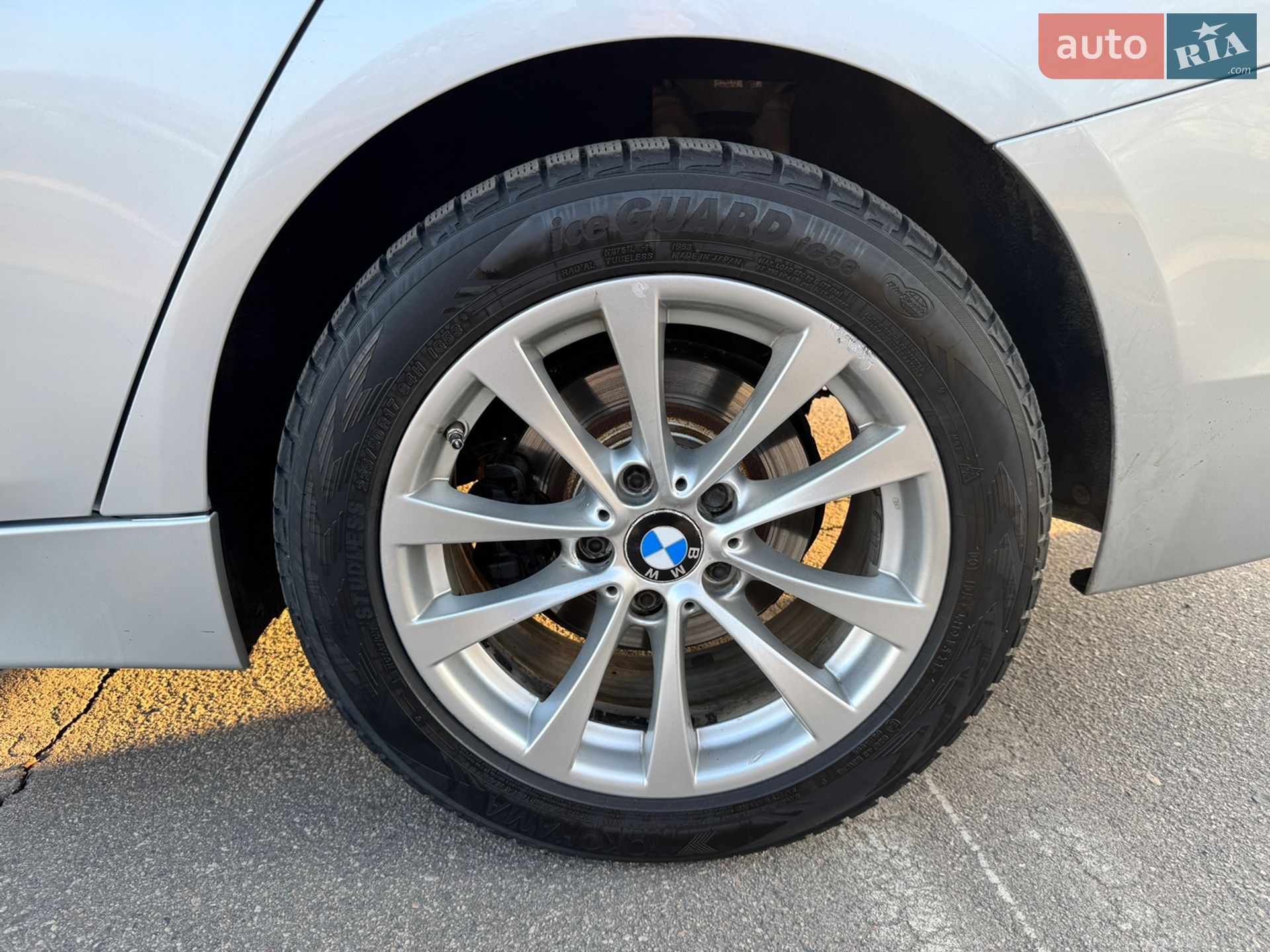 BMW 3 Series 2016 VIN WBA8E1G54GNT99680 фото оголошення 9 з 14