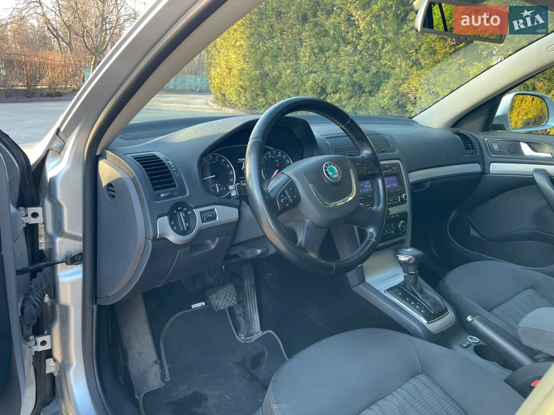 Skoda Octavia 2010 VIN TMBGT61Z3A2101013 фото оголошення 10 з 41