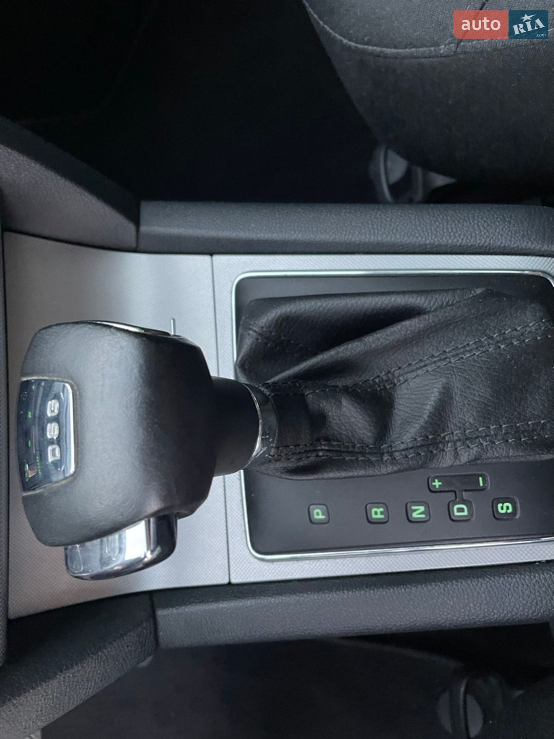 Skoda Octavia 2010 VIN TMBGT61Z3A2101013 фото оголошення 13 з 41