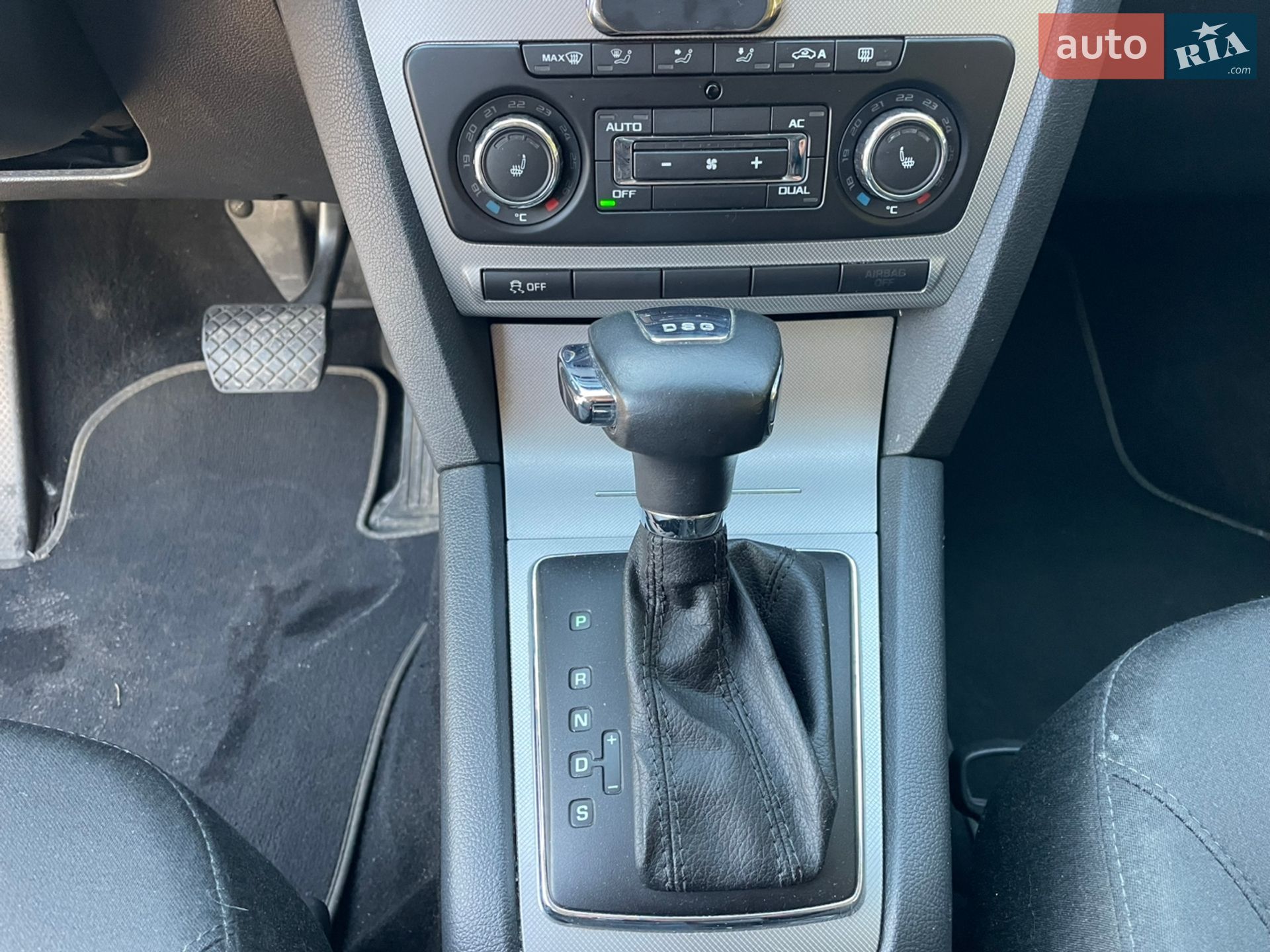 Skoda Octavia 2010 VIN TMBGT61Z3A2101013 фото оголошення 19 з 41