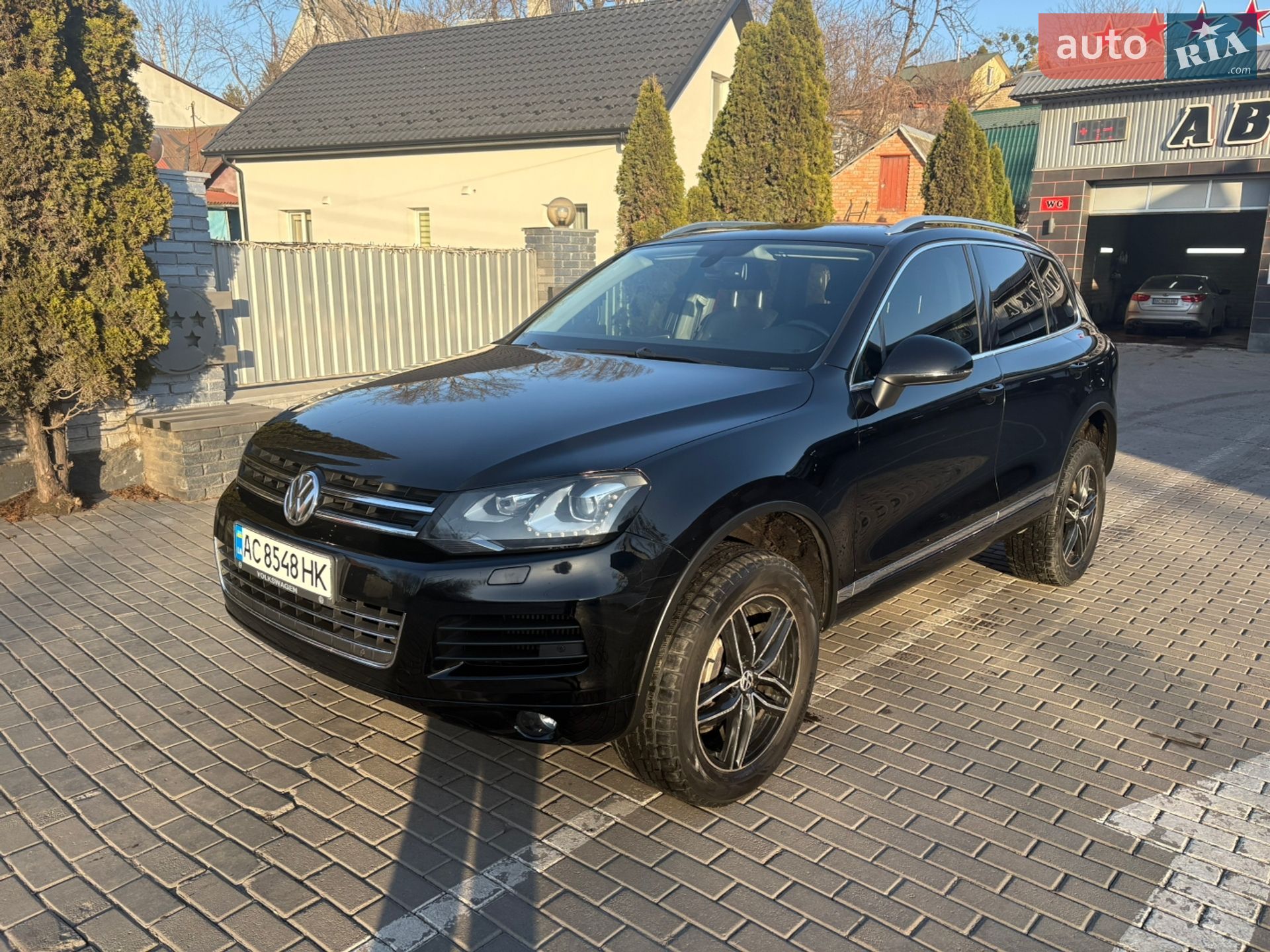 Volkswagen Touareg 2011 VIN WVGZZZ7PZBD042460 фото оголошення 3 з 17