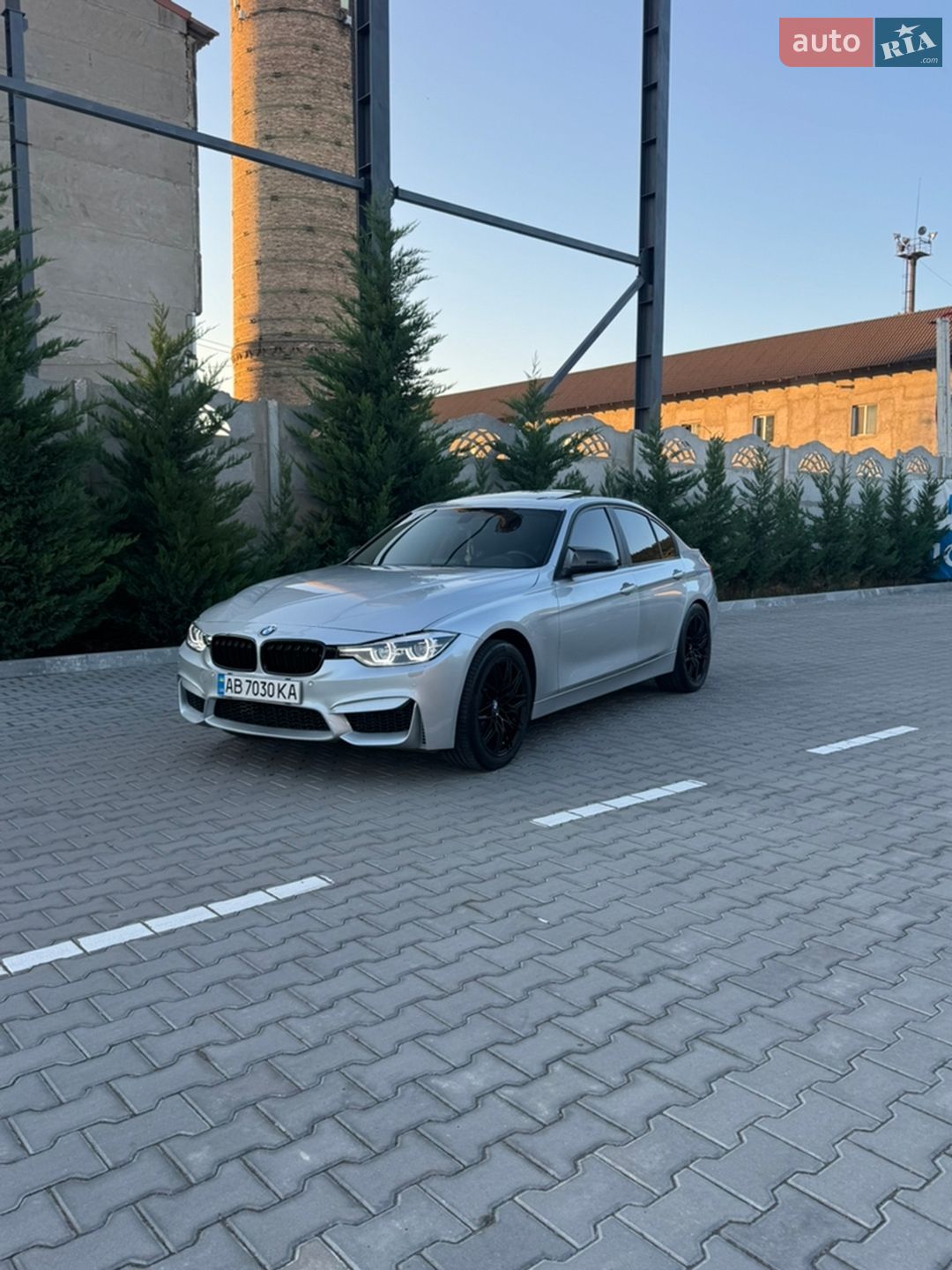 BMW 3 Series 2014 VIN WBA3B1C50EP680210 фото оголошення 11 з 20