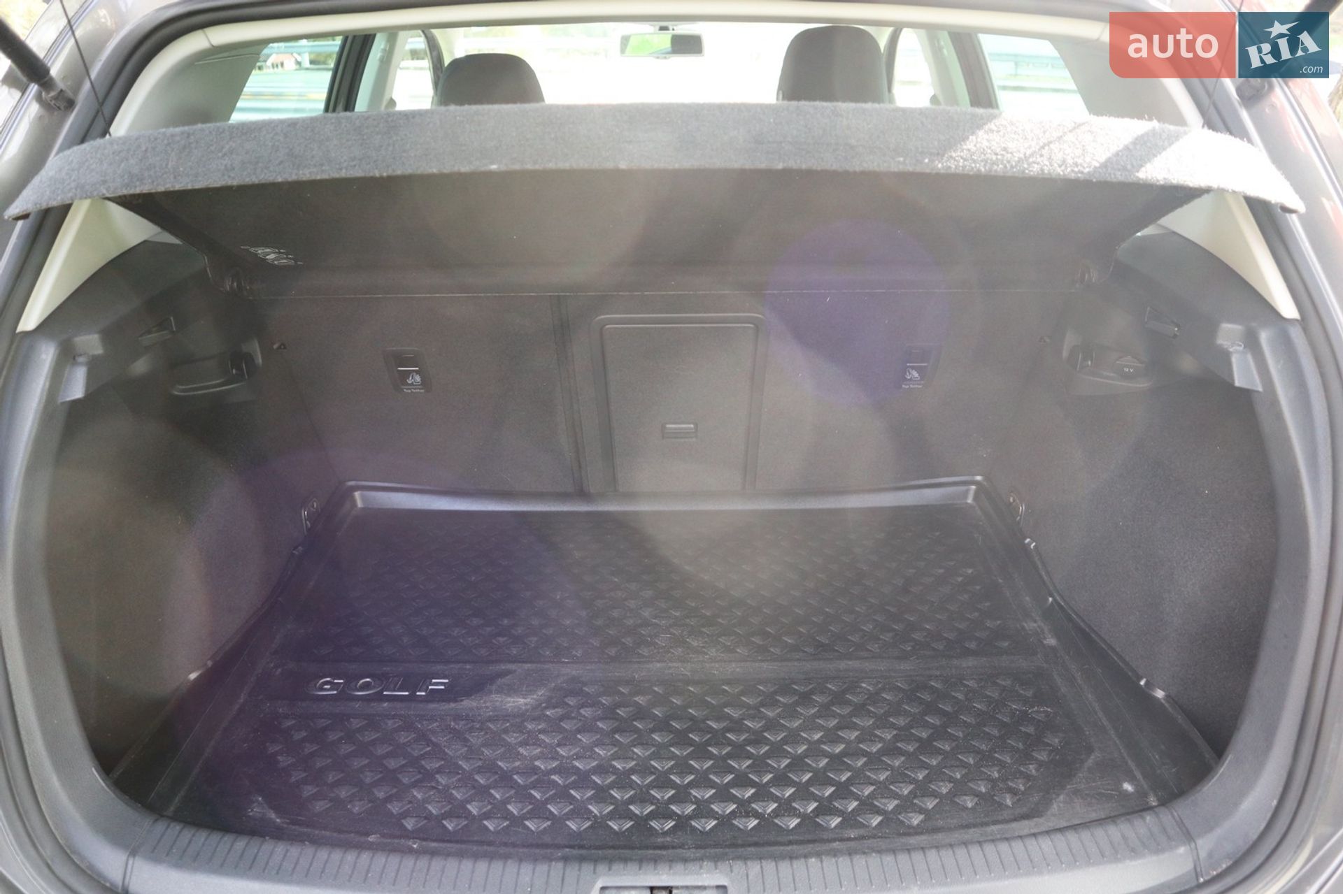 Volkswagen e-Golf 2015 VIN WVWZZZAUZGW905754 фото оголошення 6 з 6