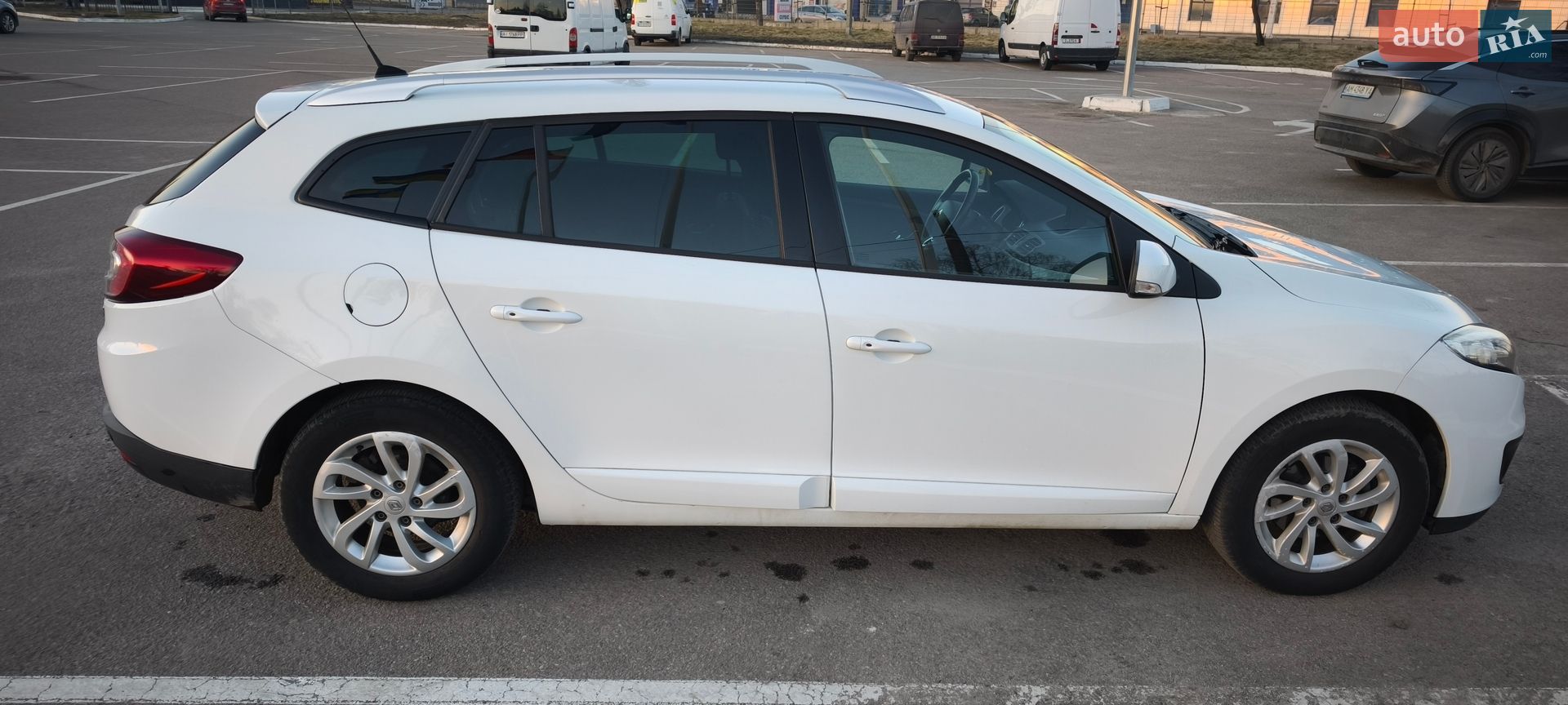 Renault Megane 2013 VIN VF1KZX40649863617 фото оголошення 3 з 17