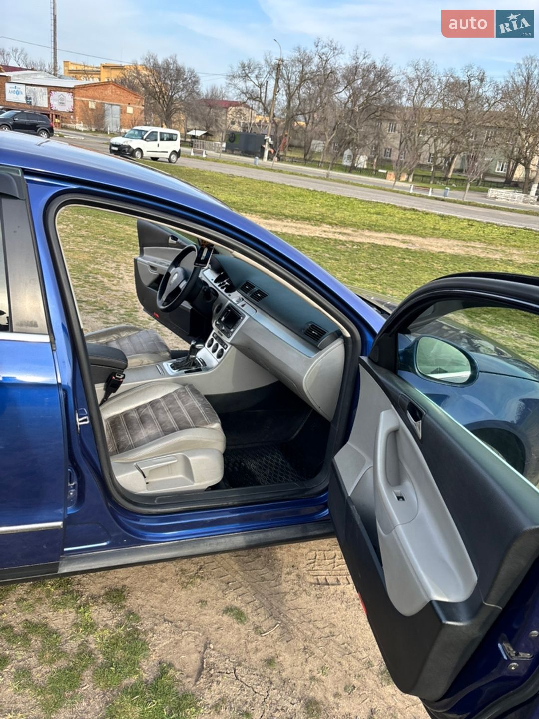 Volkswagen Passat 2009 VIN WVWZZZ3CZ9P027846 фото оголошення 13 з 19