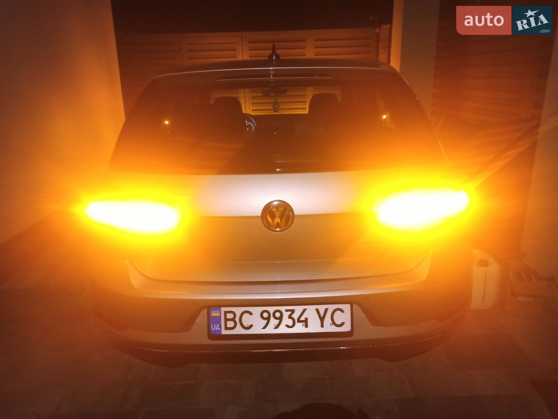 Volkswagen e-Golf 2019 VIN WVWPR7AU3KW908778 фото оголошення 9 з 20