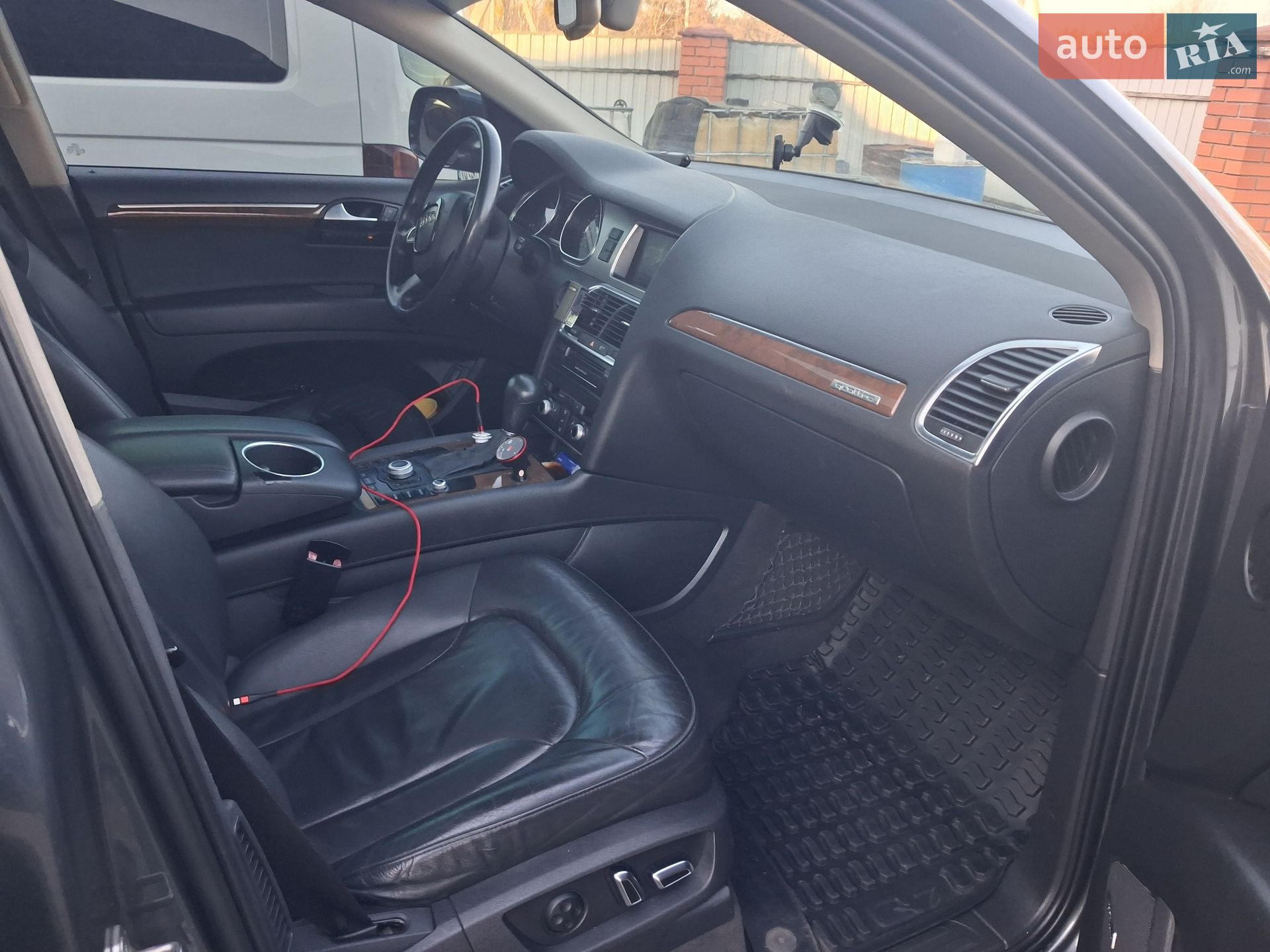 Audi Q7 2011 VIN WA1LGAFE3BD009816 фото оголошення 10 з 13