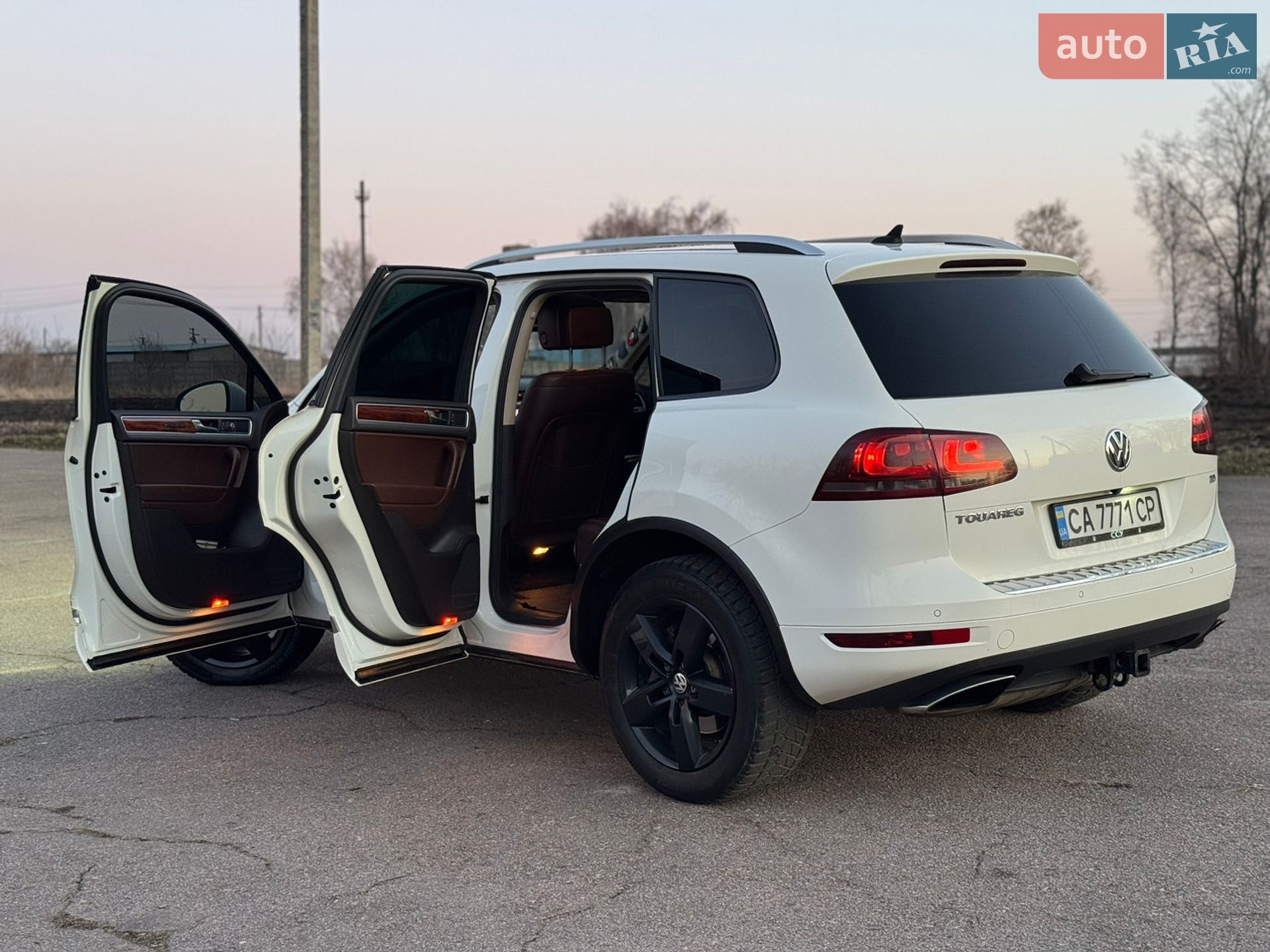 Volkswagen Touareg 2011 VIN WVGFK9BP4BD007009 фото оголошення 16 з 25