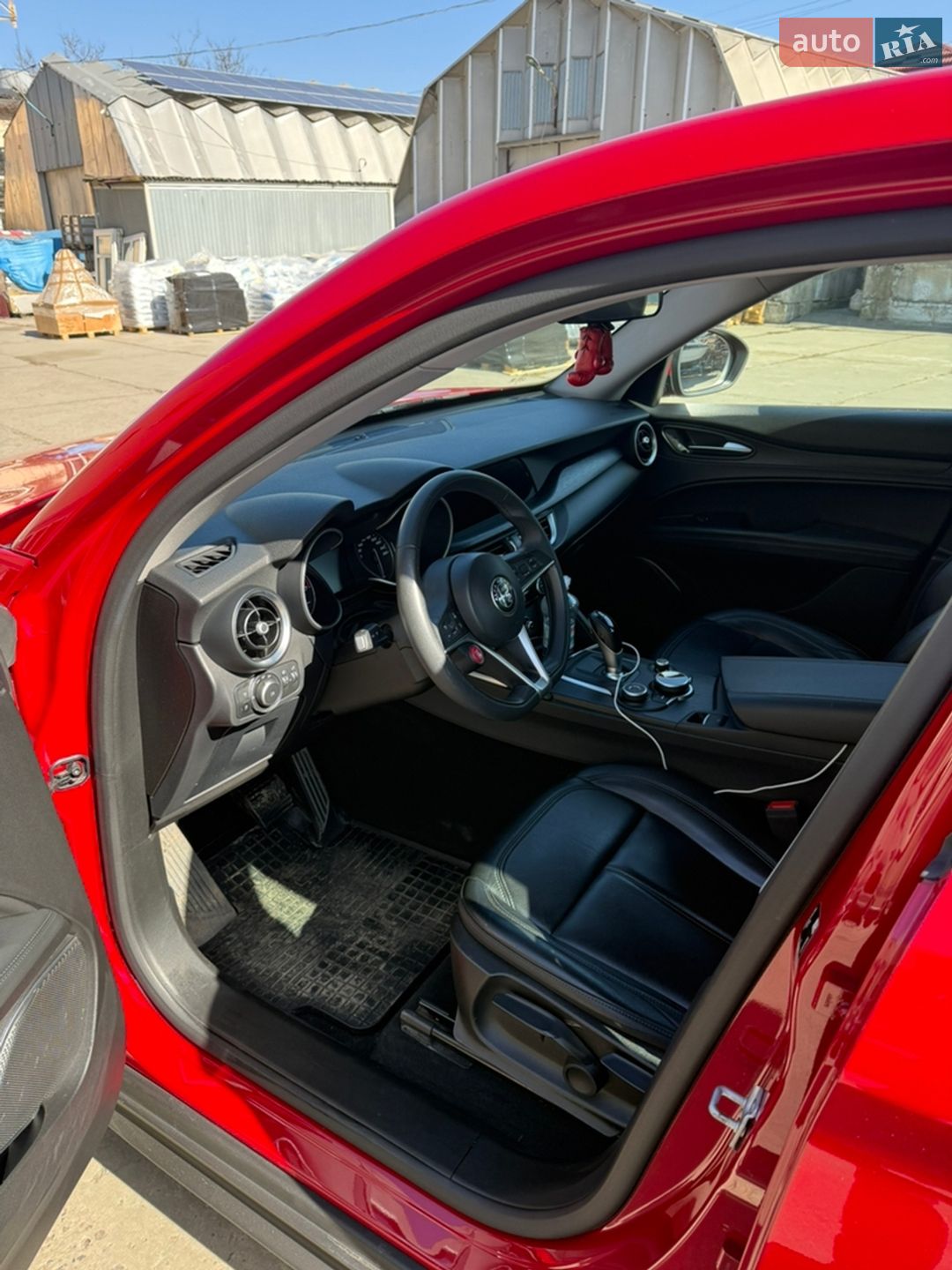 Alfa Romeo Stelvio 2018 VIN ZARPAHBN7K7C43018 фото оголошення 15 з 18