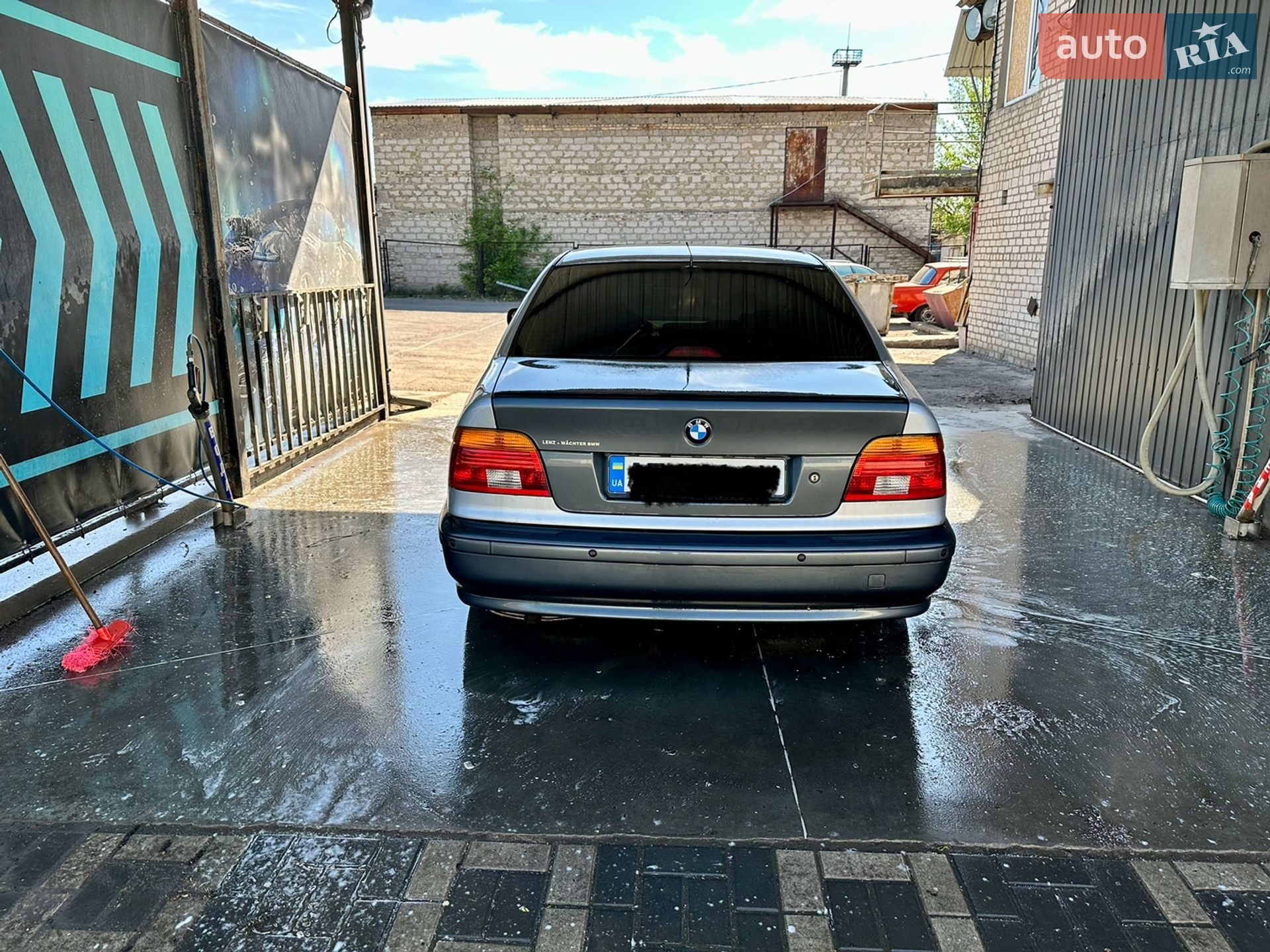 BMW 5 Series 1998 VIN WBADD31040BU30817 фото оголошення 2 з 4
