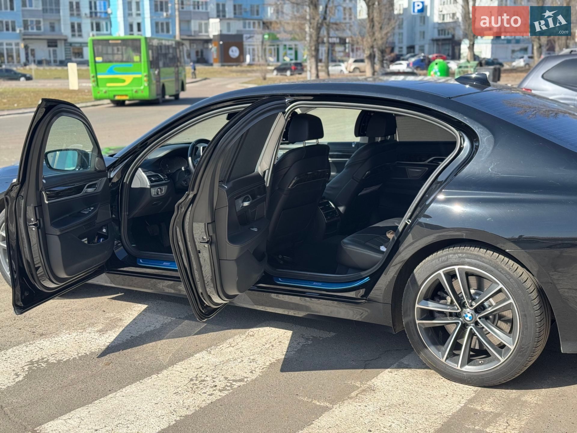 BMW 7 Series 2019 VIN WBA7U2C06LGJ59124 фото оголошення 9 з 49