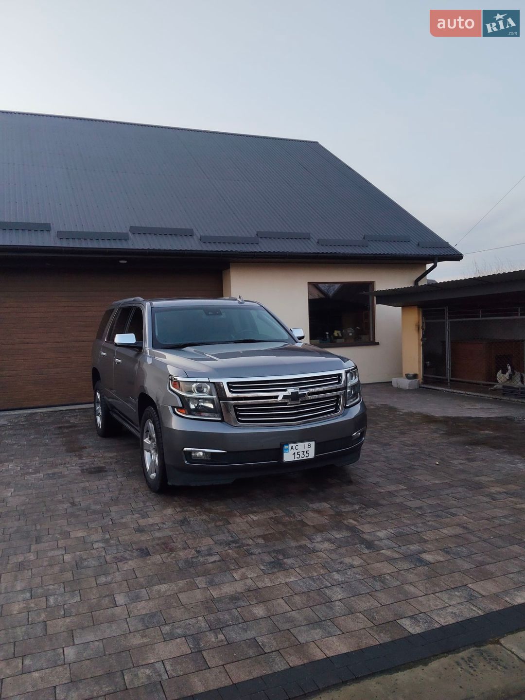 Chevrolet Tahoe 2018 VIN 1GNSCCKC5KR176752 фото оголошення 14 з 26