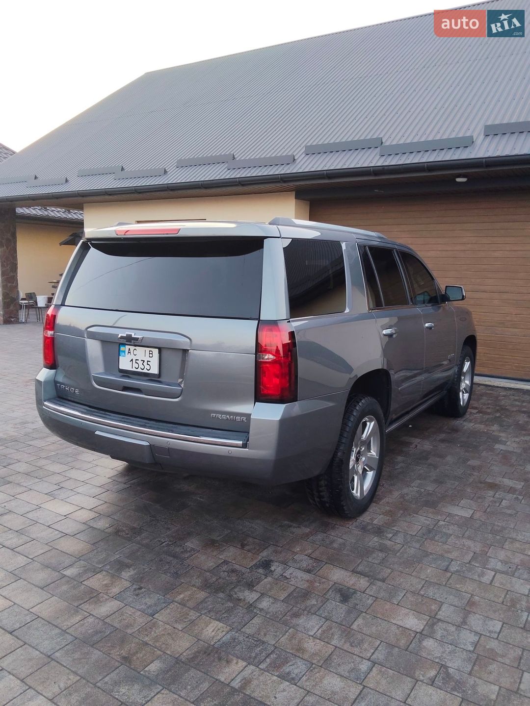 Chevrolet Tahoe 2018 VIN 1GNSCCKC5KR176752 фото оголошення 17 з 26