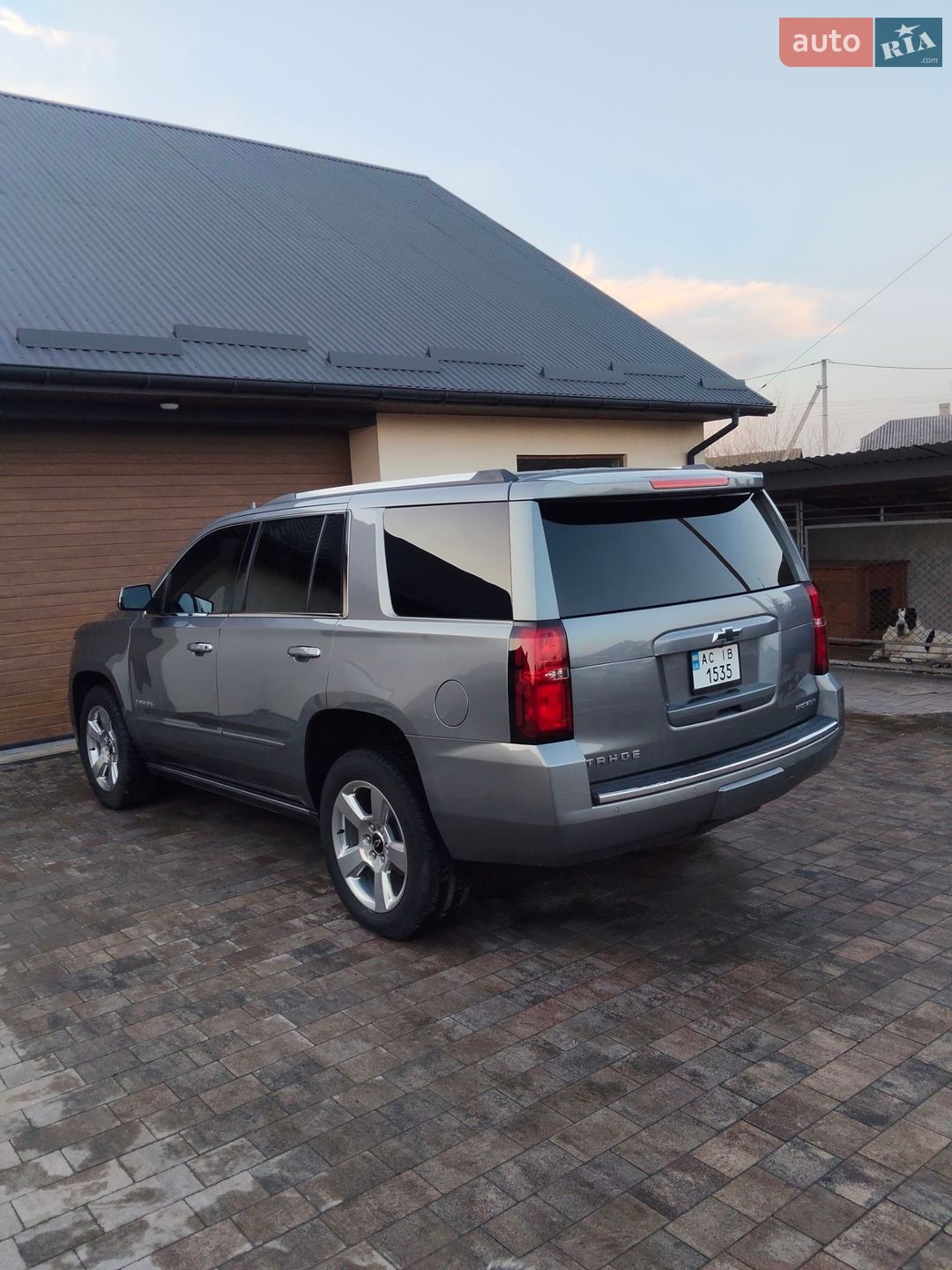 Chevrolet Tahoe 2018 VIN 1GNSCCKC5KR176752 фото оголошення 18 з 26